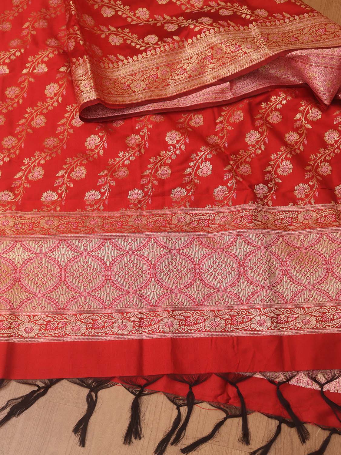 Red Banarasi Silk Meenakari Dupatta - Luxurion World