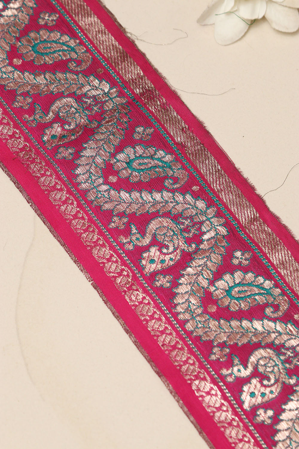 Pink Banarasi Handloom Vintage Pure Silk Border Lace ( 1 Mtr ) - Luxurion World