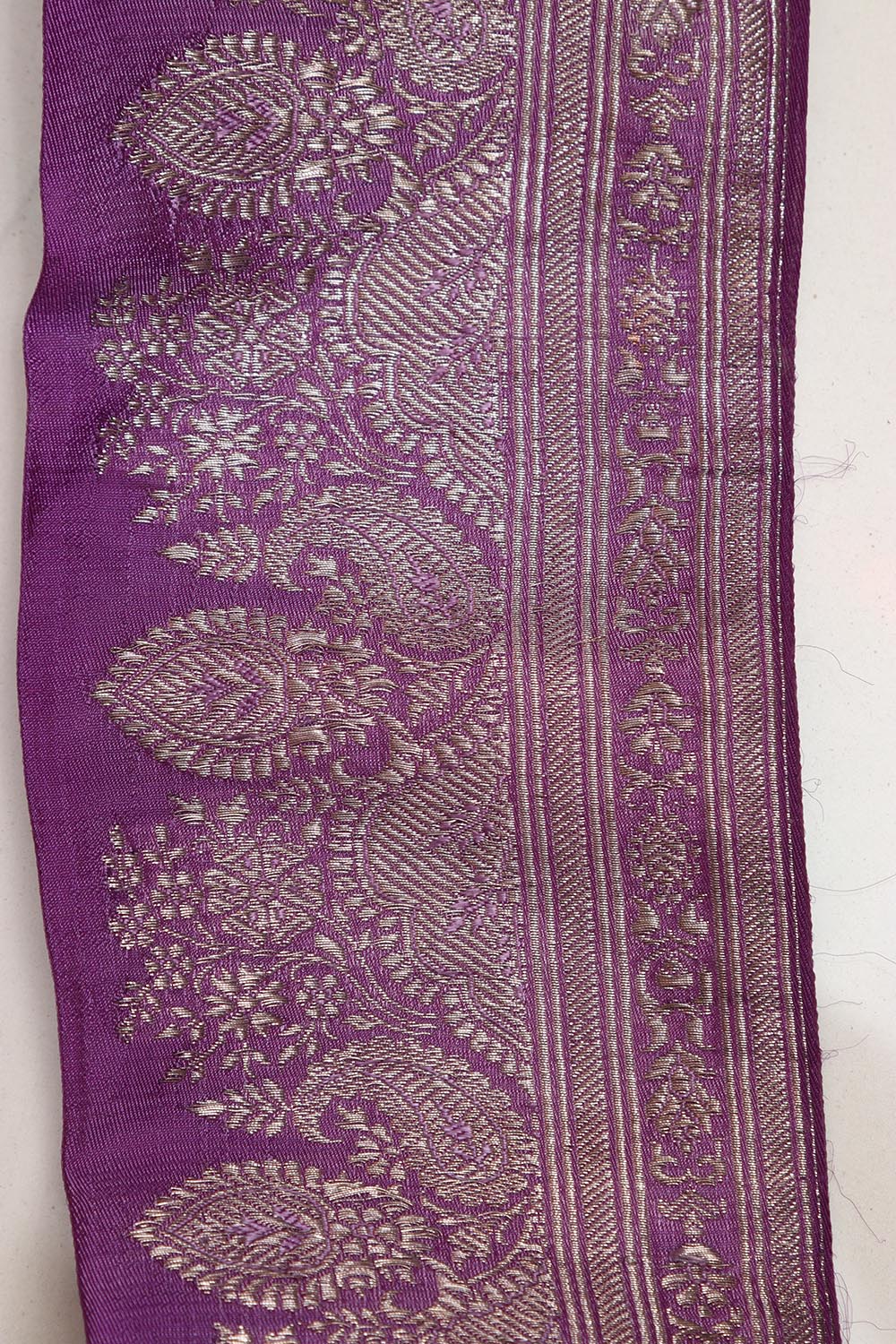 Exquisite Purple Banarasi Handloom Vintage Pure Silk Border Lace ( 1 Mtr ) - Luxurion World