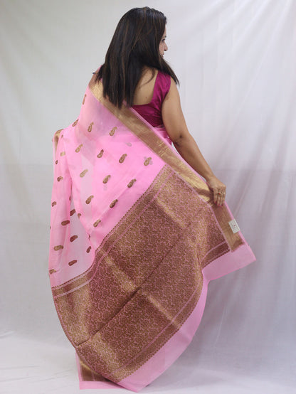 Exquisite Pink Handloom Banarasi Pure Kora Silk Saree - Perfect for Any Occasion - Luxurion World
