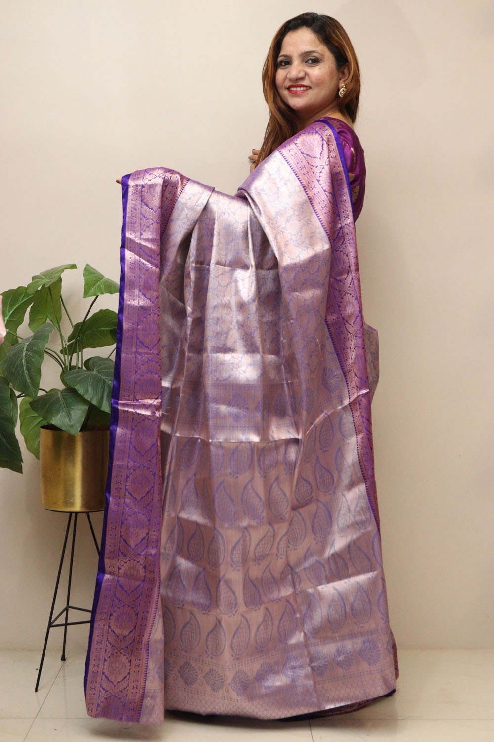 Lavender Banarasi Tissue Silk Saree - Luxurion World
