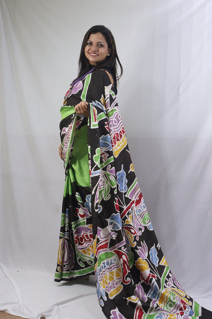 Stunning Green Hand Batik Murshidabad Silk Saree - Perfect for Any Occasion! - Luxurion World