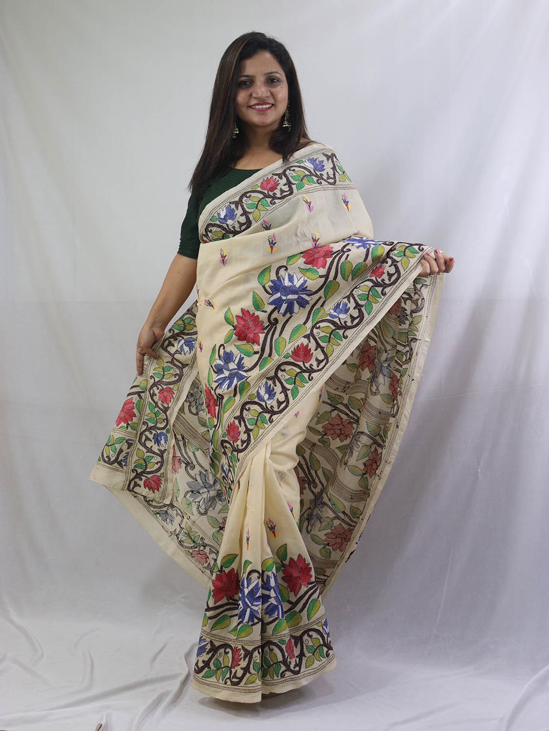 Exquisite Off White Kantha Silk Saree with Hand Embroidery - Luxurion World