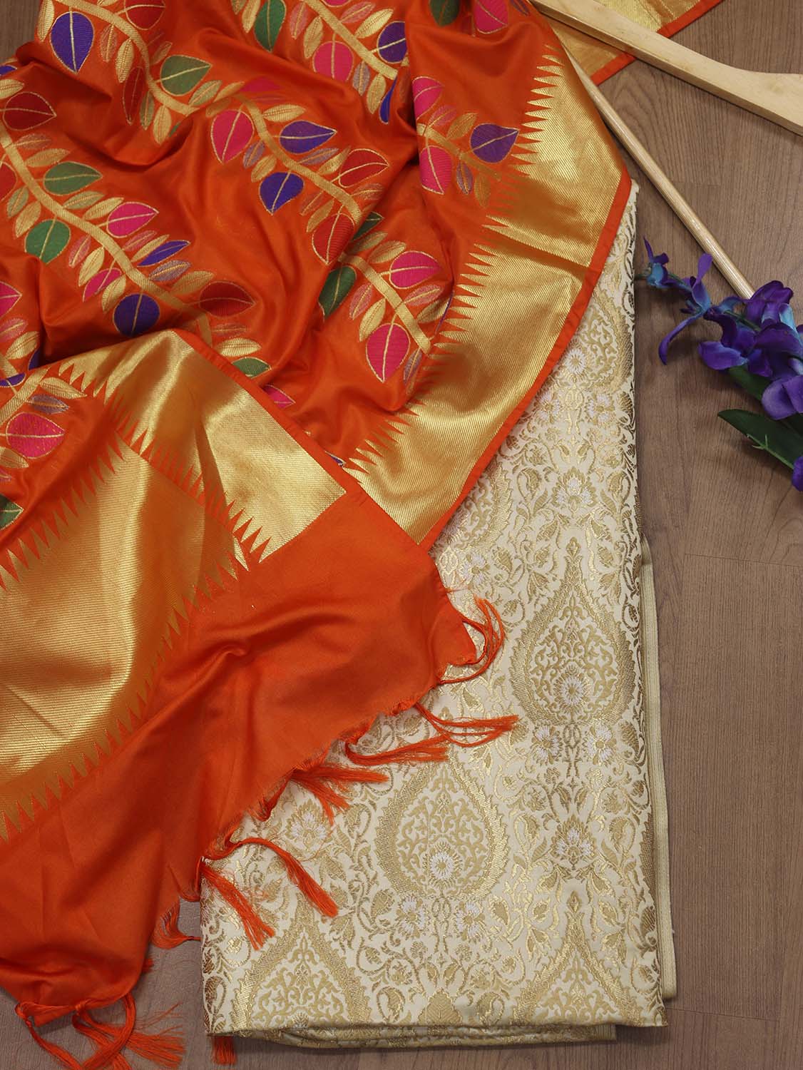 Off White Banarasi KimKhwab Silk Fabric with Orange Meenakari Dupatta - A Stunning Combination! - Luxurion World