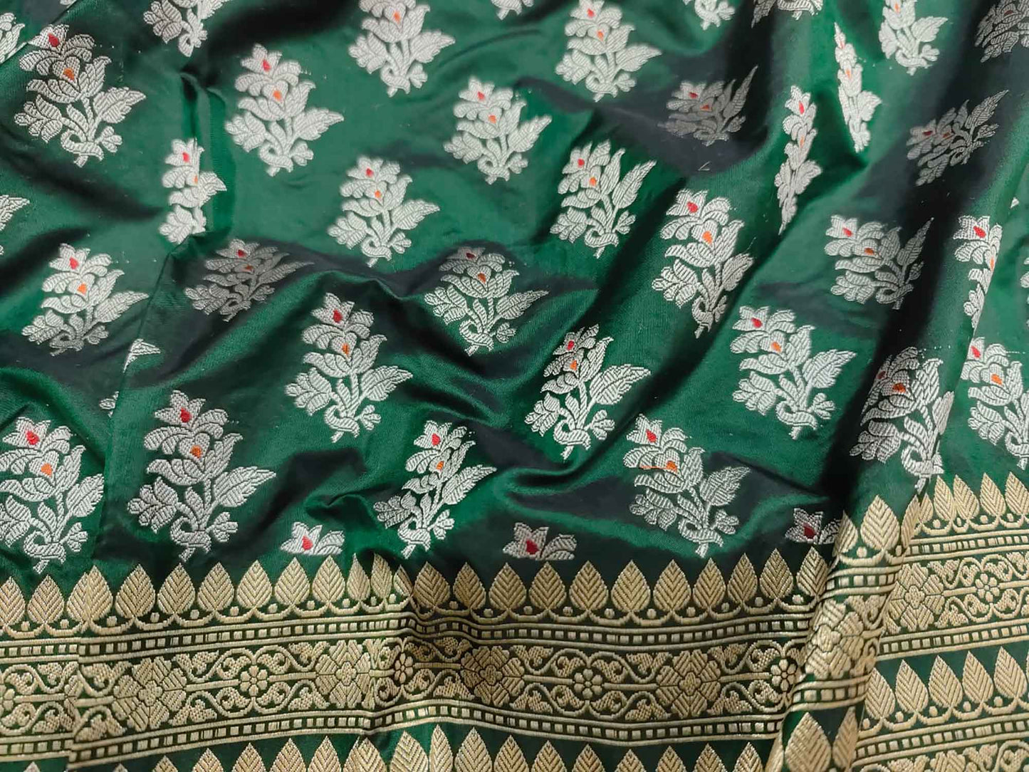 Green Banarasi Handloom Pure Katan Silk Dupatta - Luxurion World