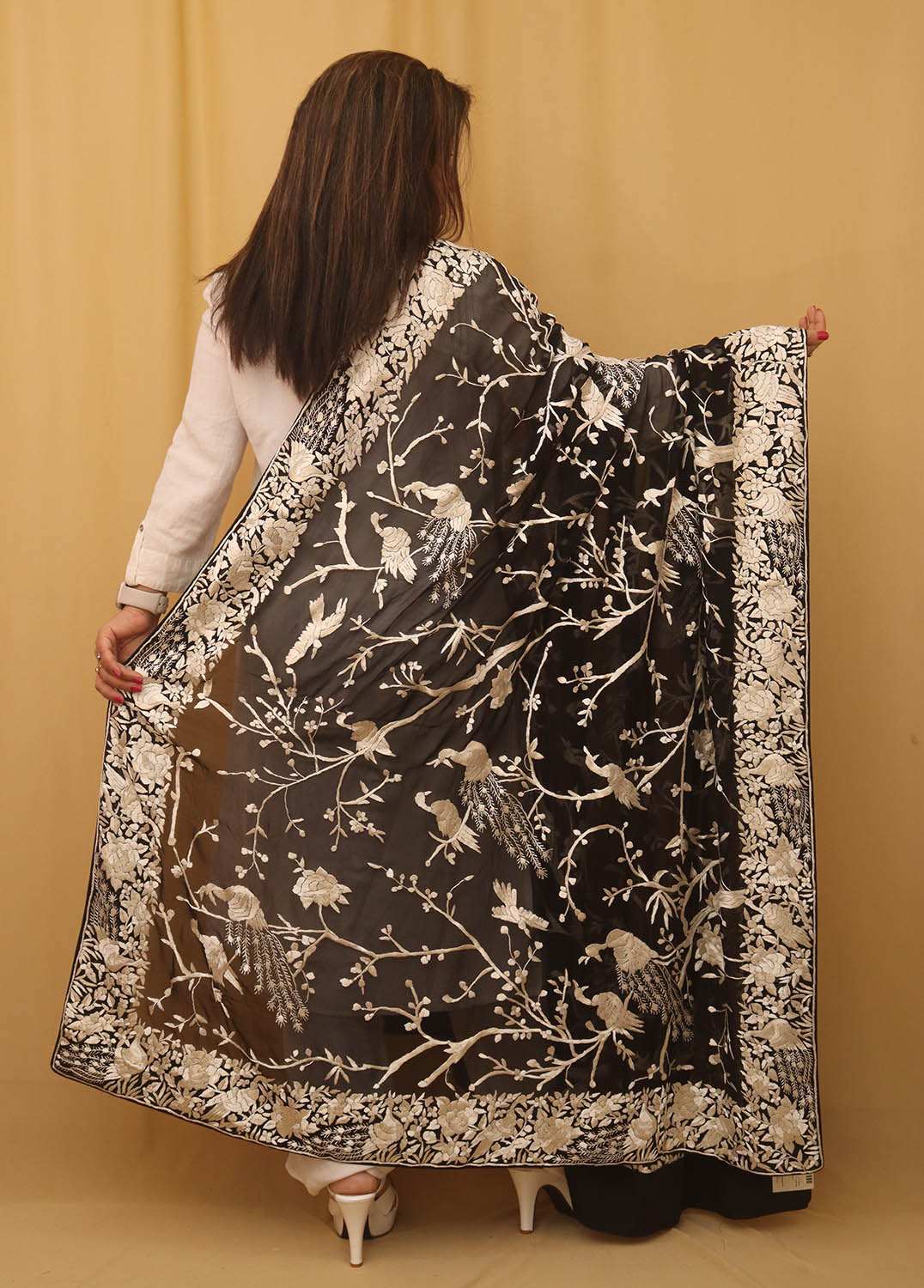 Black Hand Embroidered Parsi Pure Georgette Floral And Bird Design Dupatta - Luxurion World