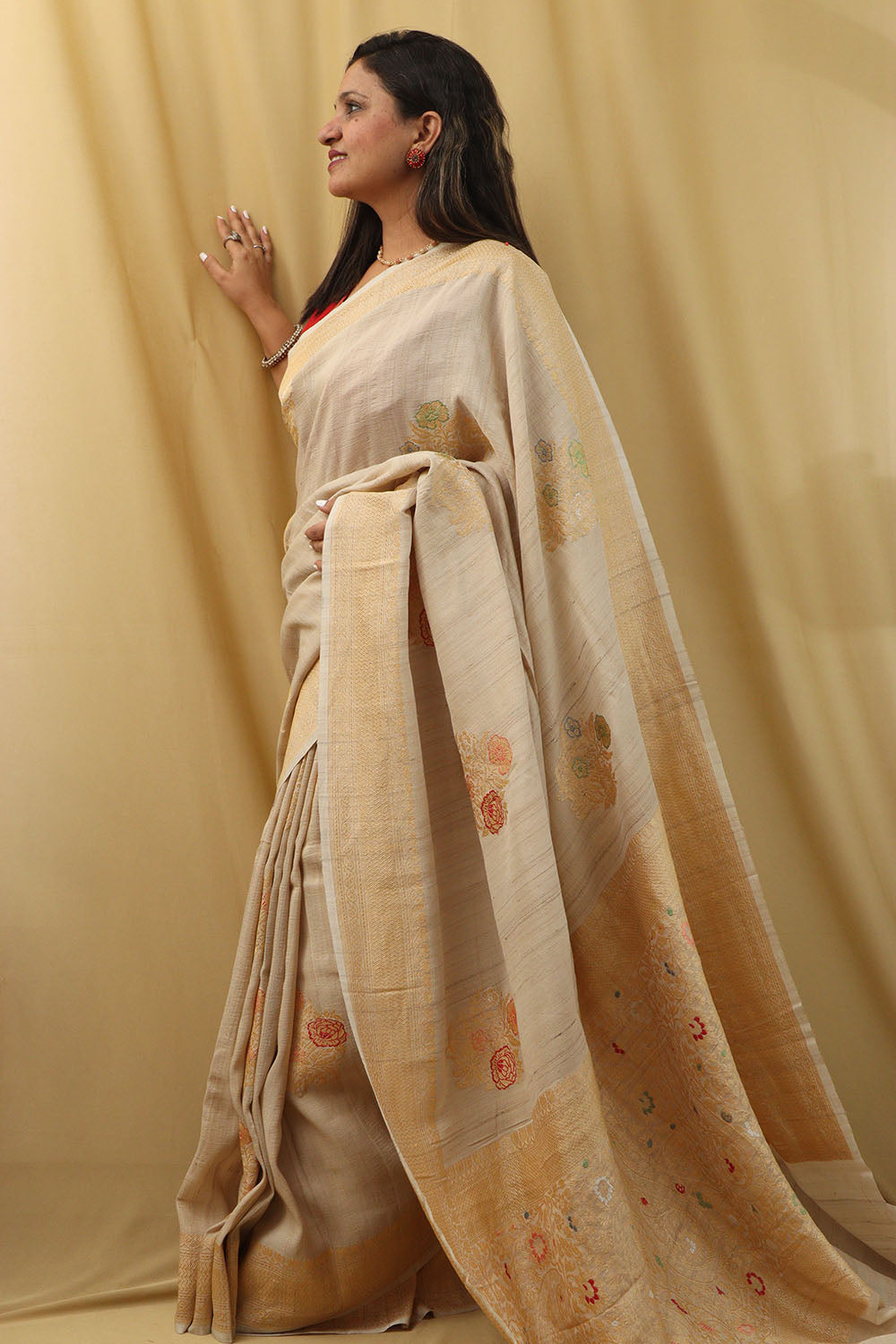 Elegant Dyeable Banarasi Tussar Georgette Saree - Luxurion World