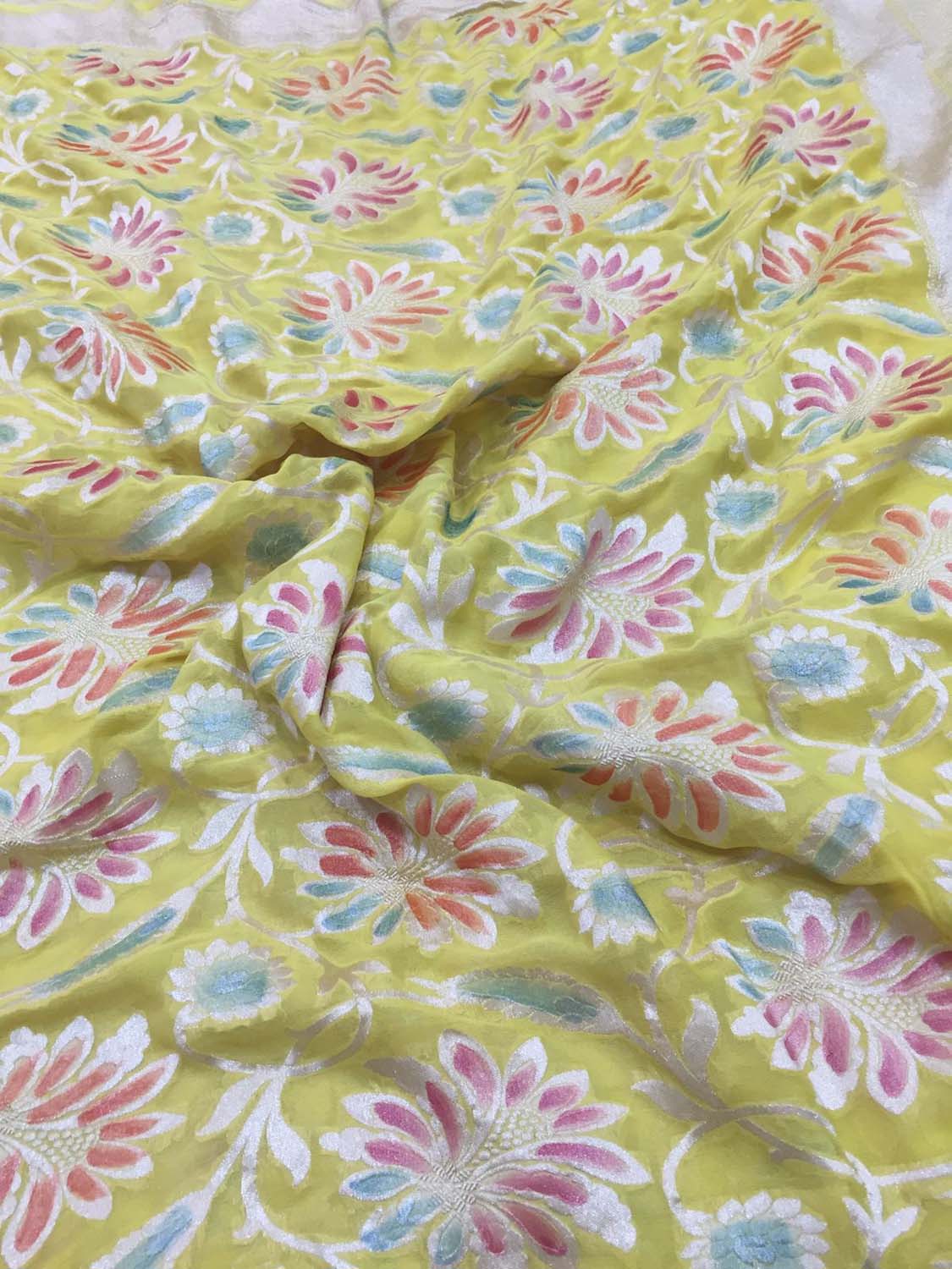 Yellow Handloom Banarasi Georgette Brush Dye Saree - Luxurion World