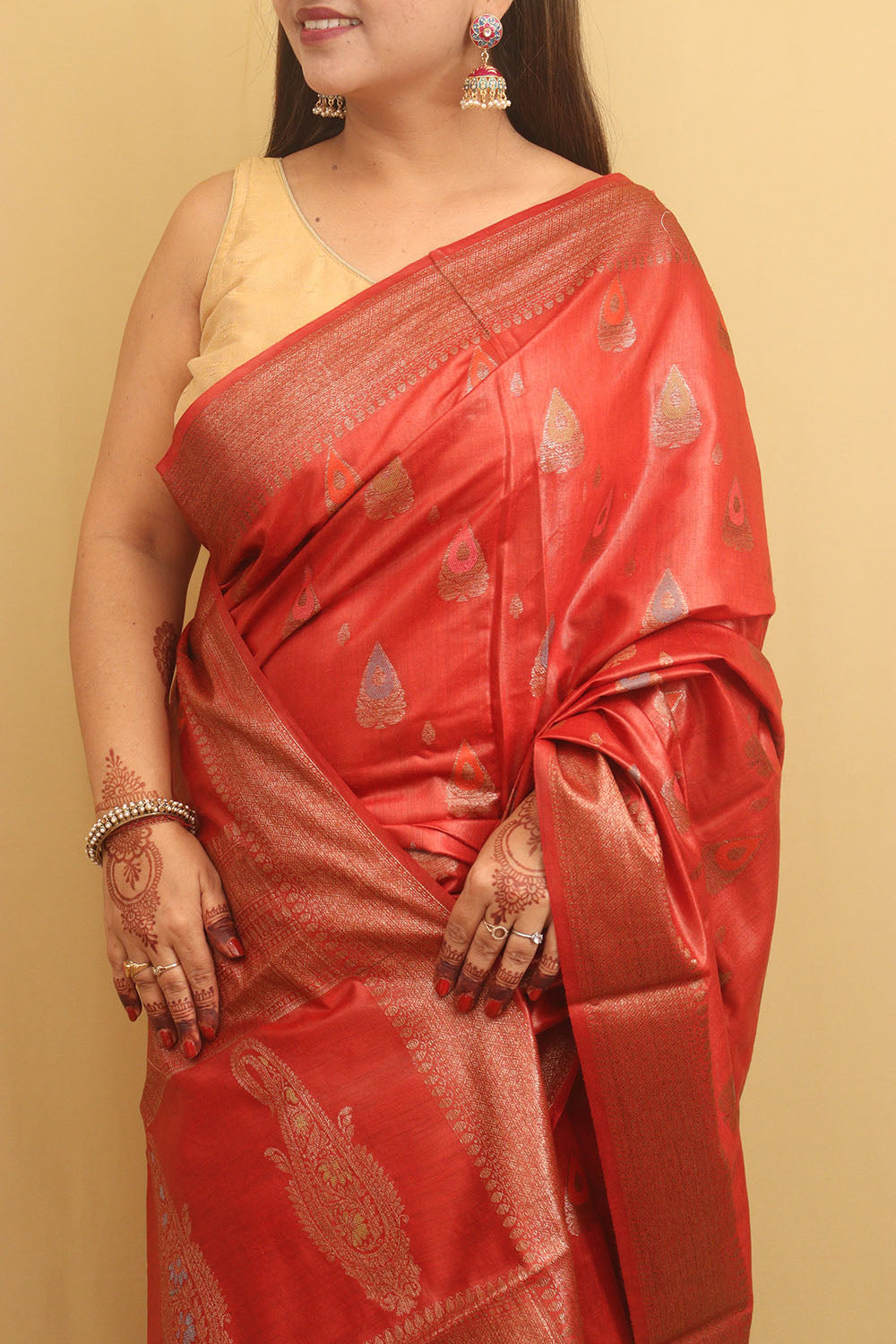 Red Bhagalpur Tussar Moonga Silk Saree - Luxurion World