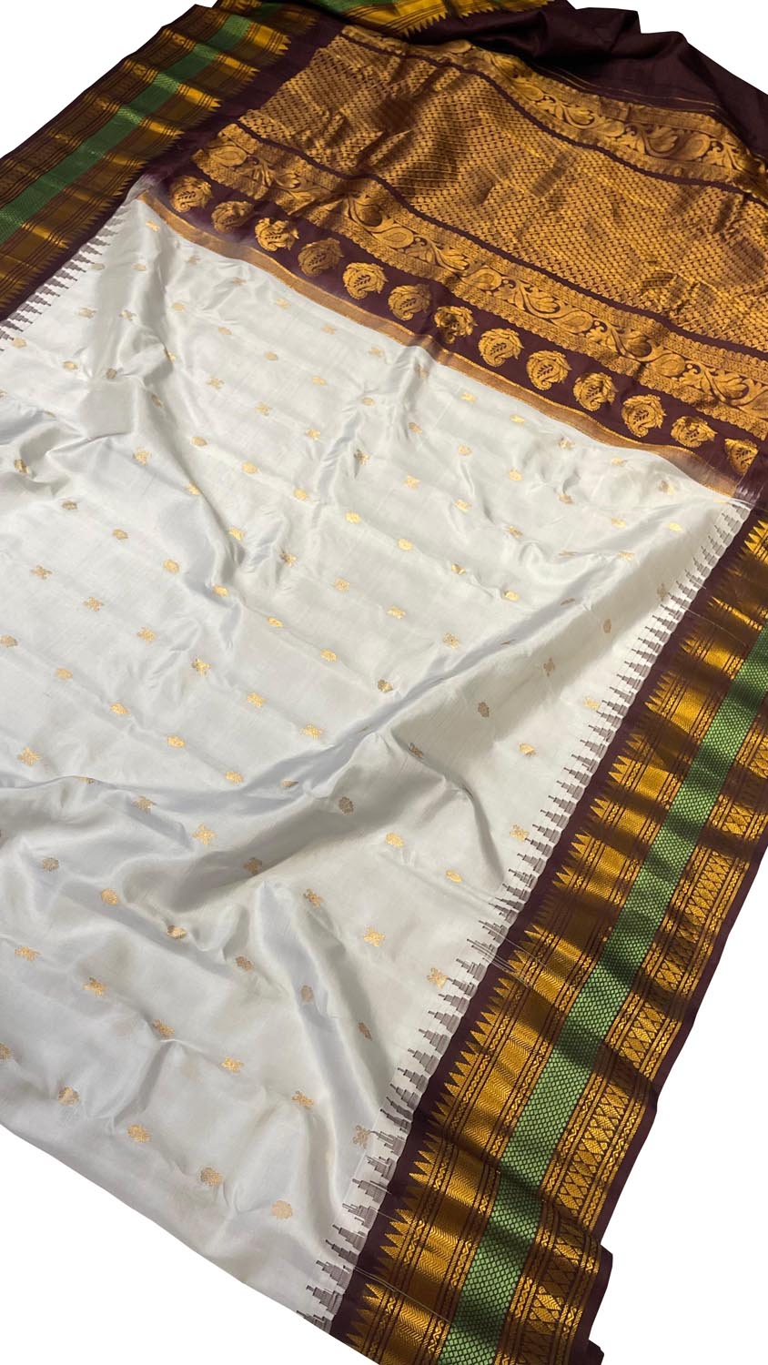 Off White Gadwal Handloom Pure Silk Saree - Luxurion World