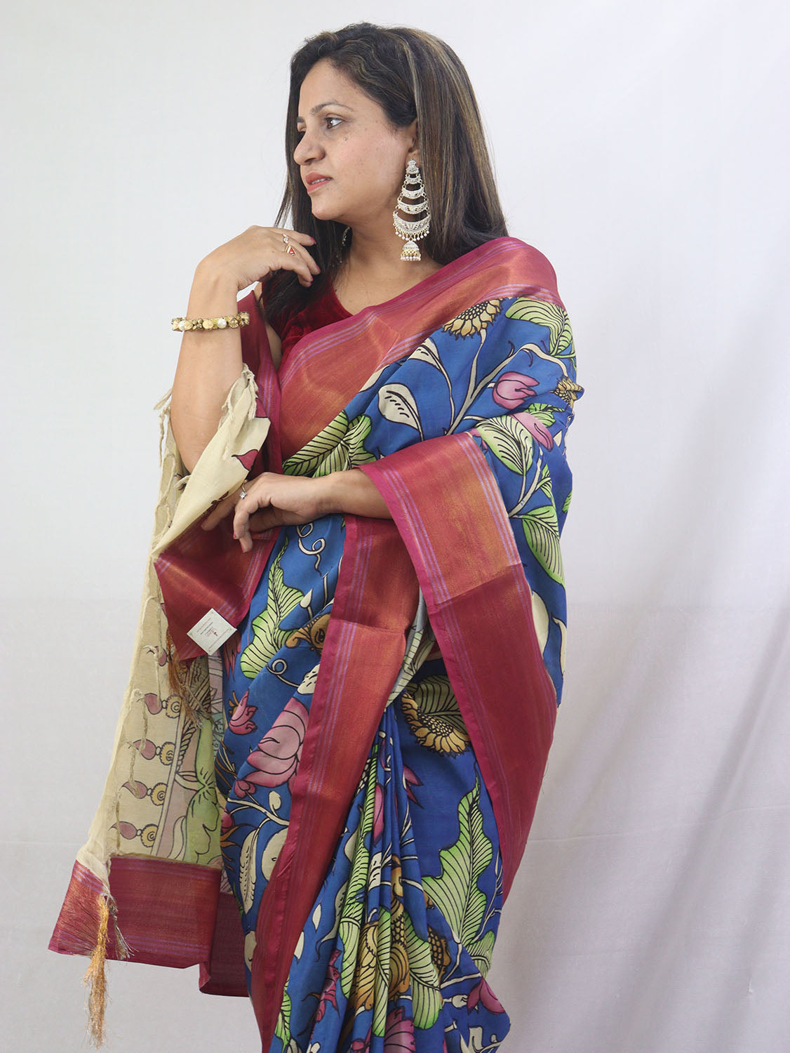 Stunning Blue Kalamkari Silk Saree with Hand Painted Design - Luxurion World