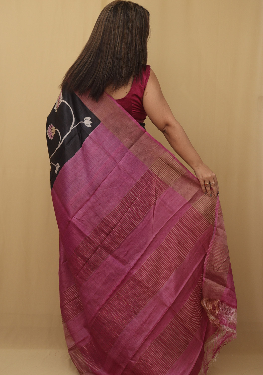 Exquisite Black Kalamkari Tussar Silk Saree - Hand Painted Beauty - Luxurion World