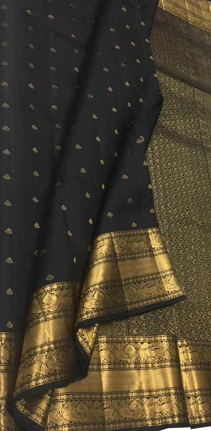 Exquisite Black Handloom Kanjeevaram Silk Saree - Luxurion World