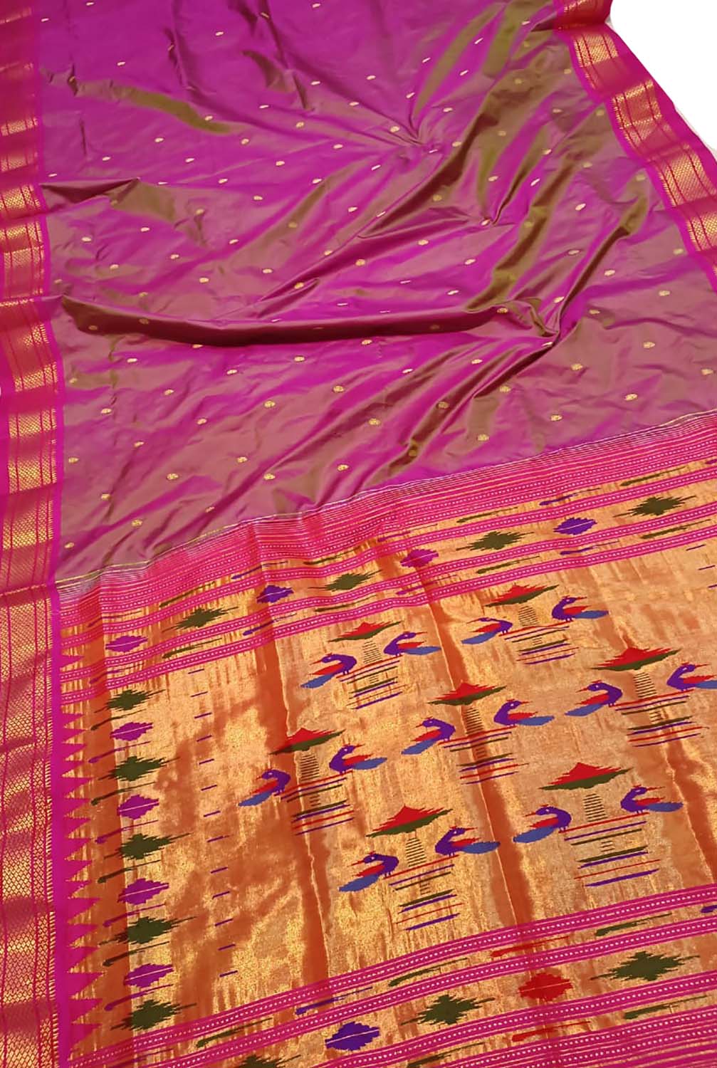 Pure Silk Pink Paithani Handloom Saree: Traditional Elegance - Luxurion World