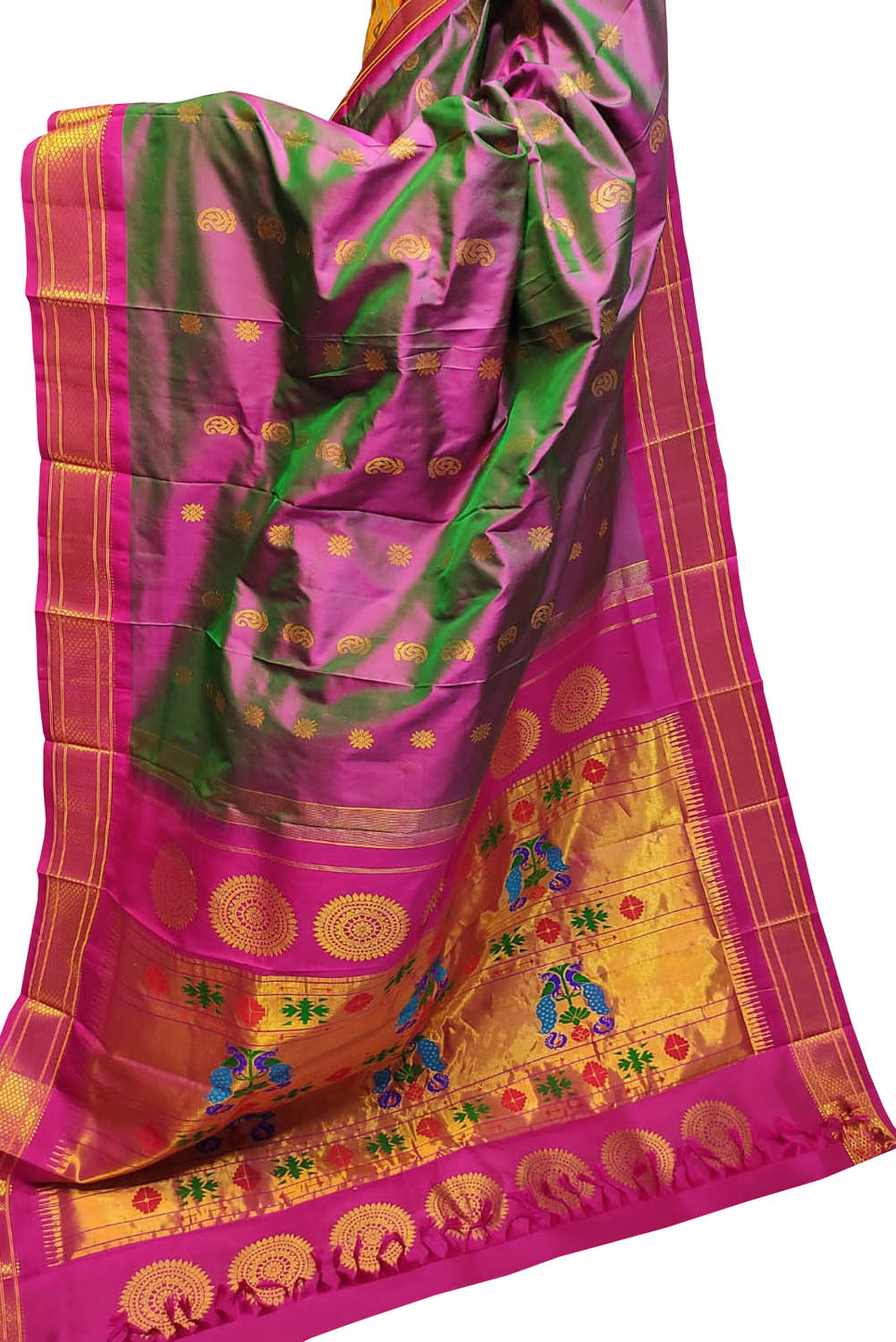 Stunning Pink and Green Handloom Paithani Pure Silk Saree - Perfect for Any Occasion! - Luxurion World