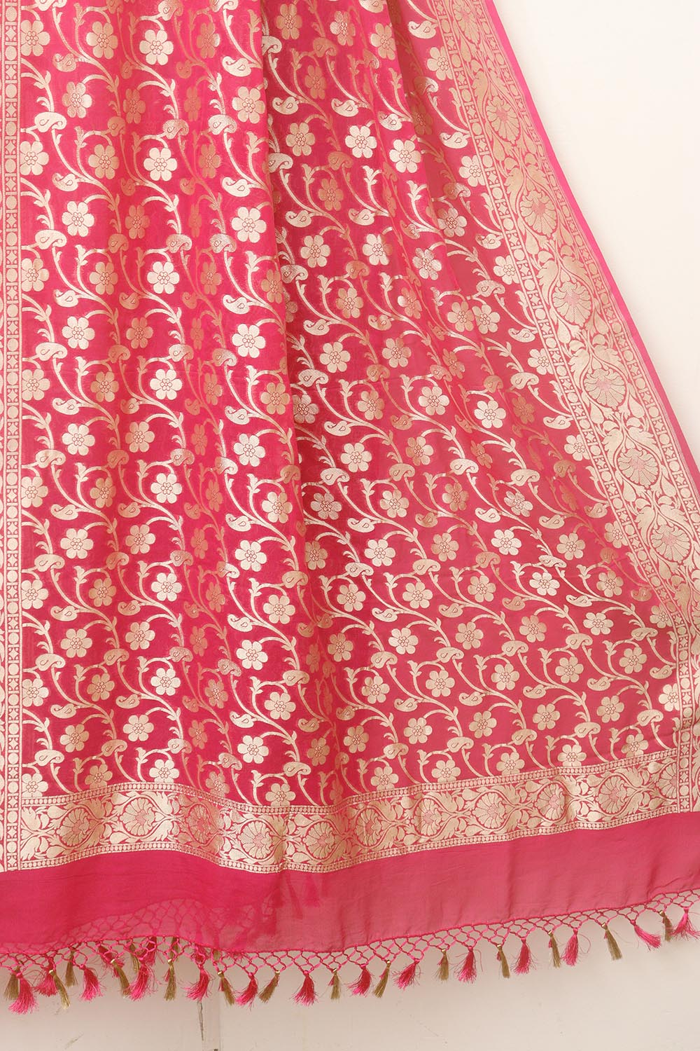 Pink Banarasi Pure Georgette Three Piece Unstitched Suit Set - Luxurion World