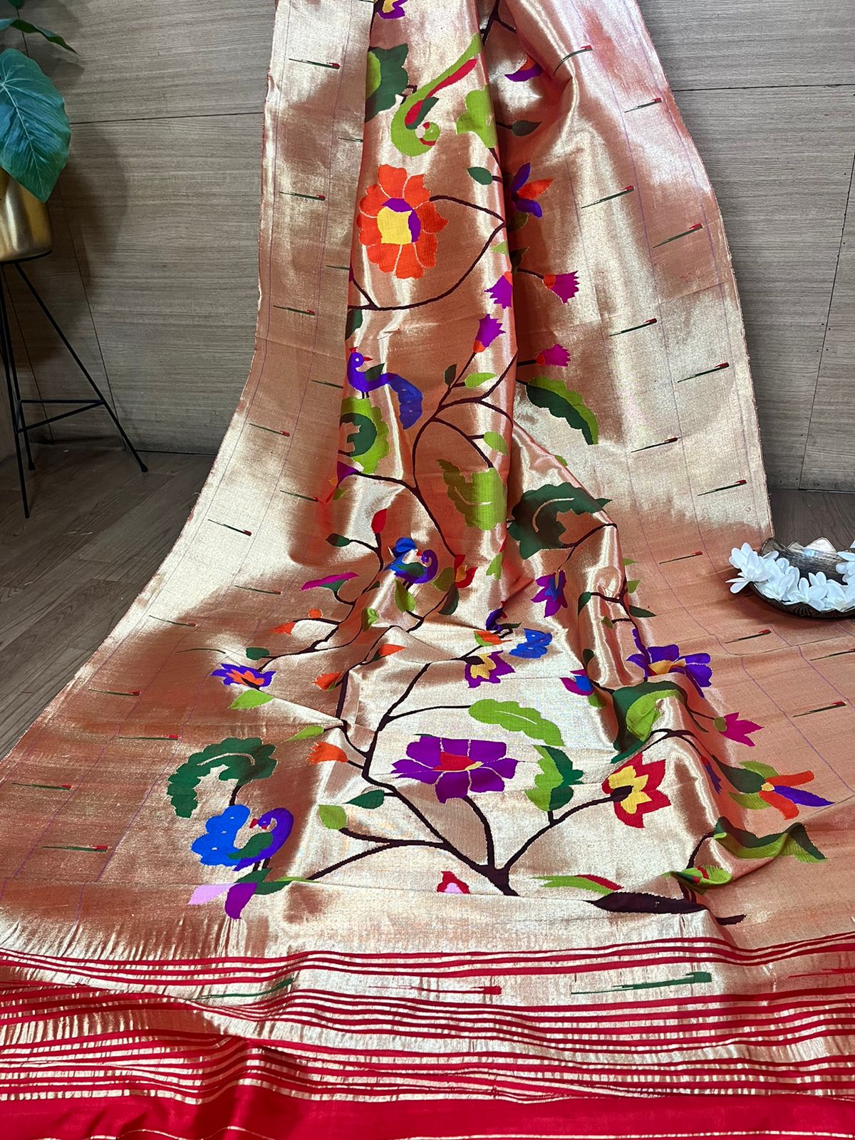 Red Paithani Handloom Pure Silk Brocade Muniya Border Flower Design Dupatta - Luxurion World