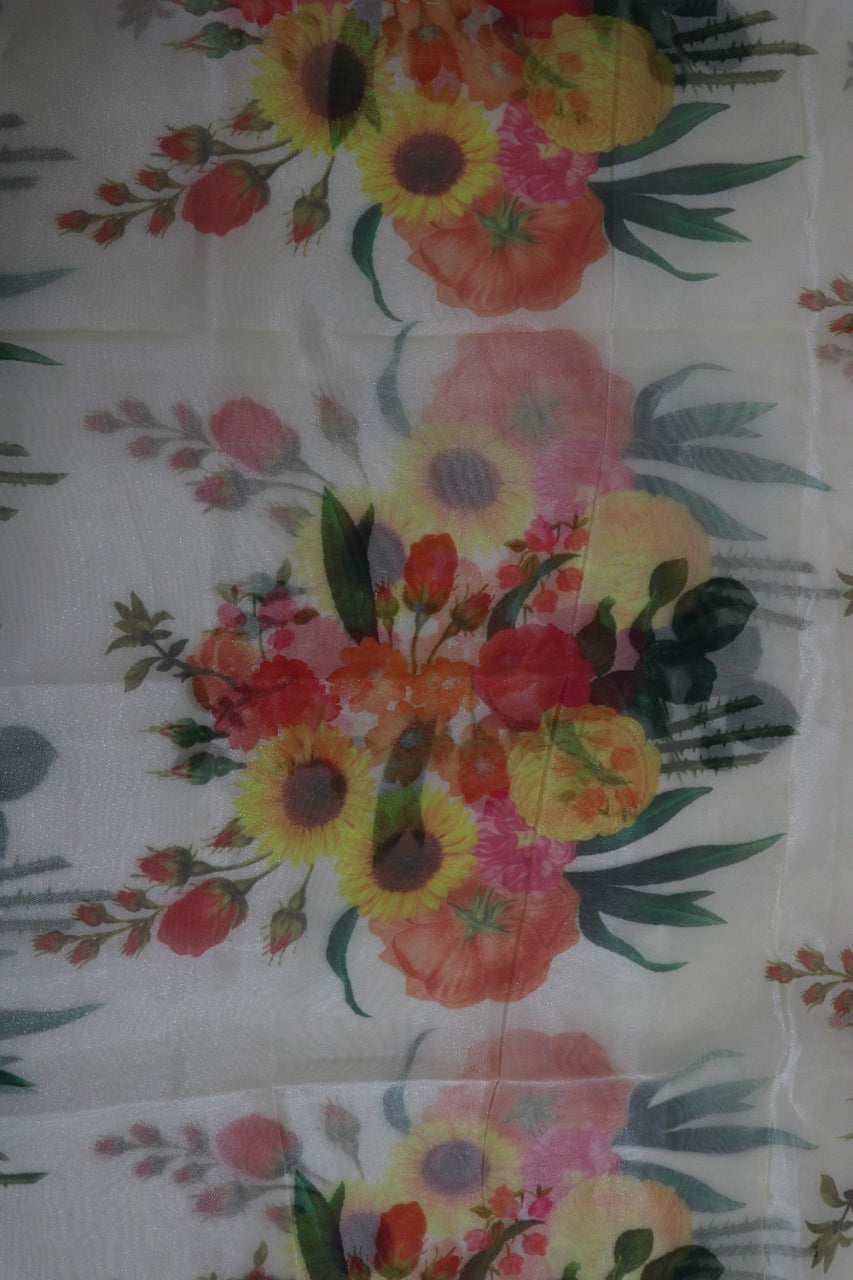 Off White Trendy Fabric ( 1 Mtr ) - Luxurion World