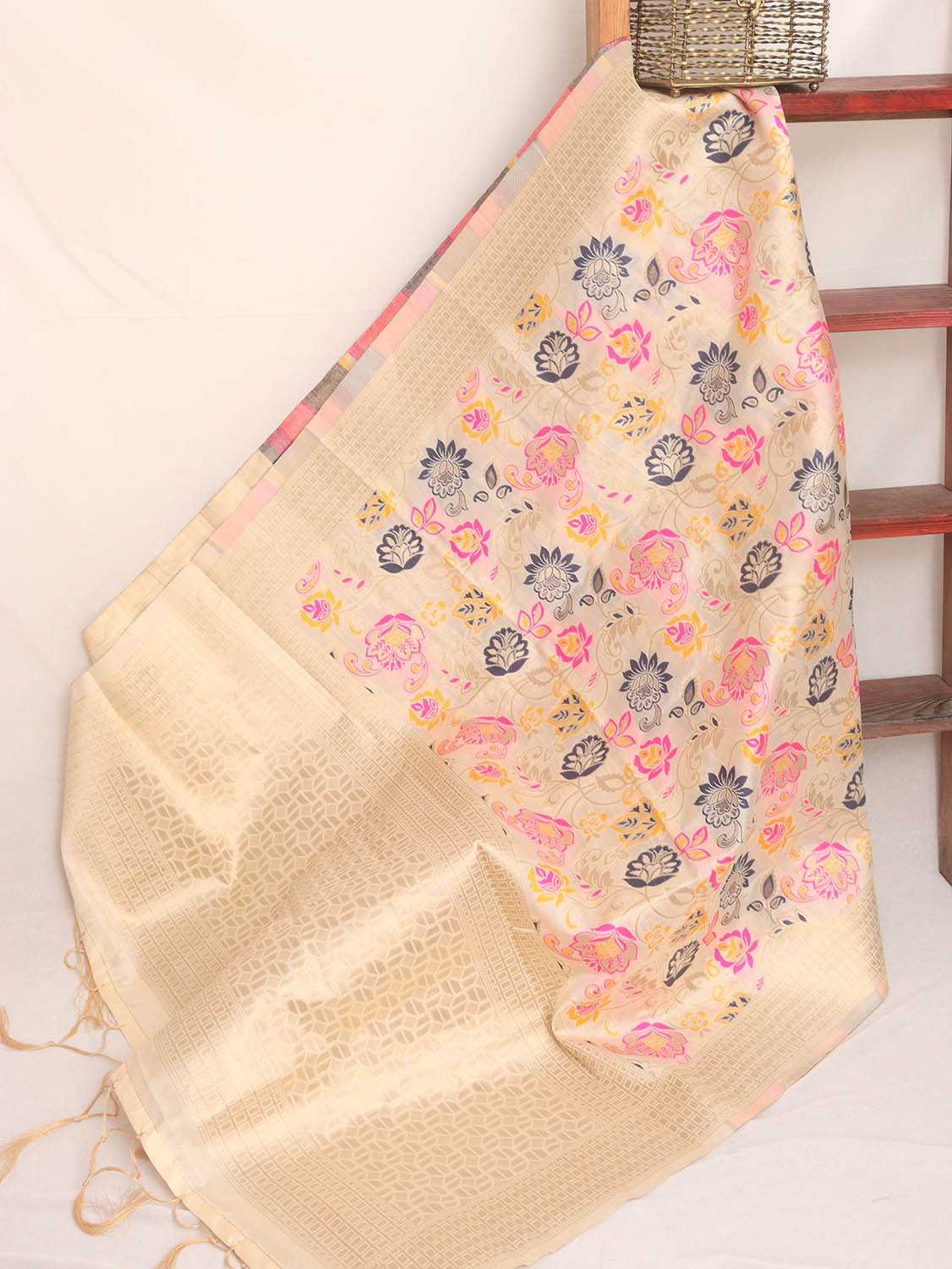 Pastel Banarasi Silk Meenakari Dupatta - Luxurion World
