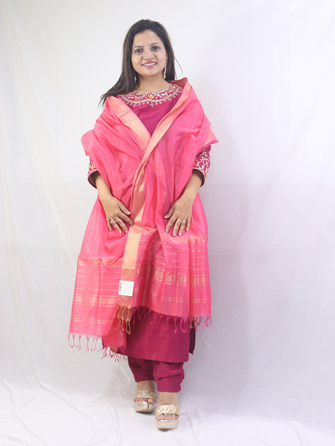 Stylish Pink Maheshwari Handloom Silk Cotton Dupatta - Perfect Accessory! - Luxurion World