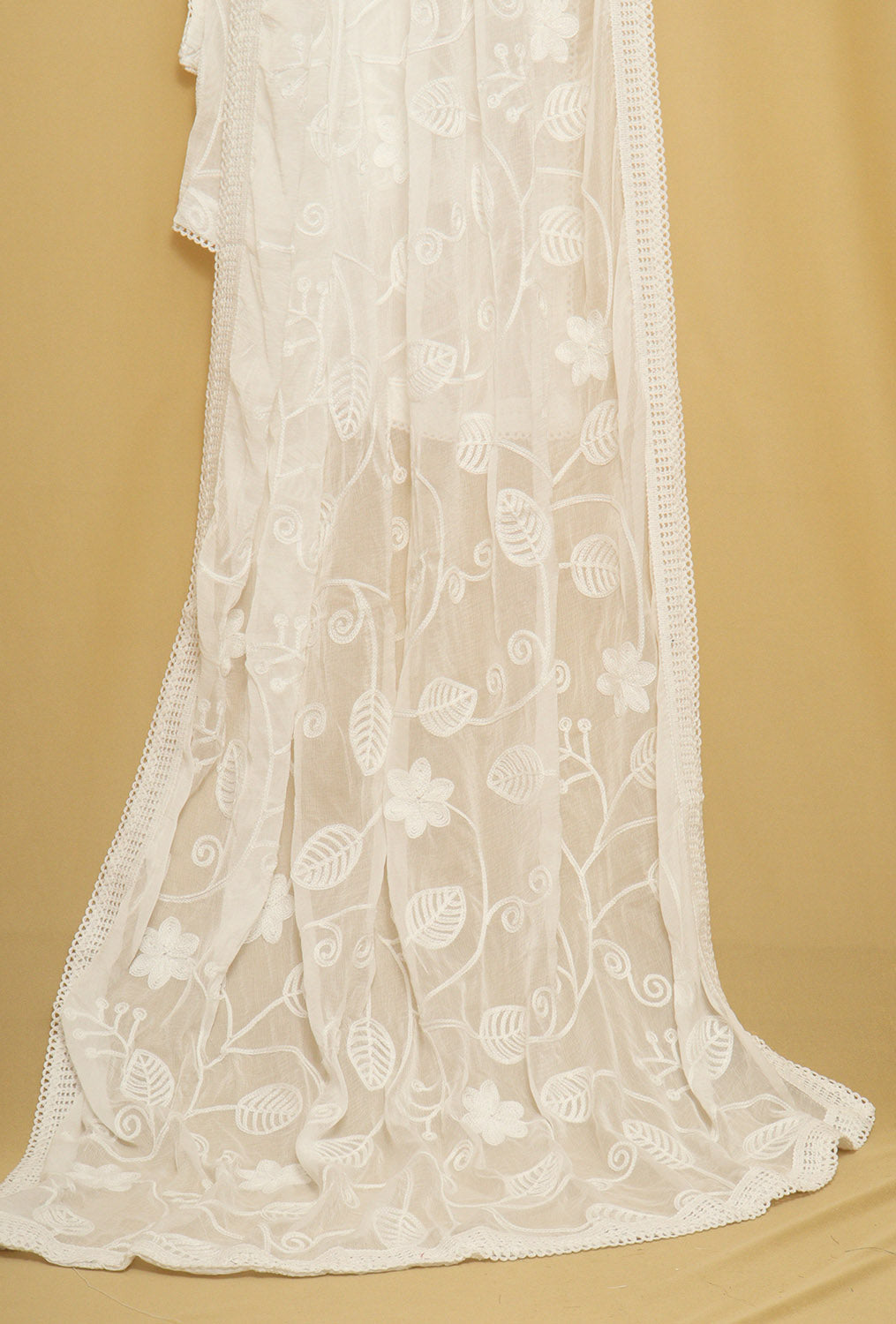 Dyeable Georgette Dupatta: Trendy Embroidery Fashion Must-Have - Luxurion World