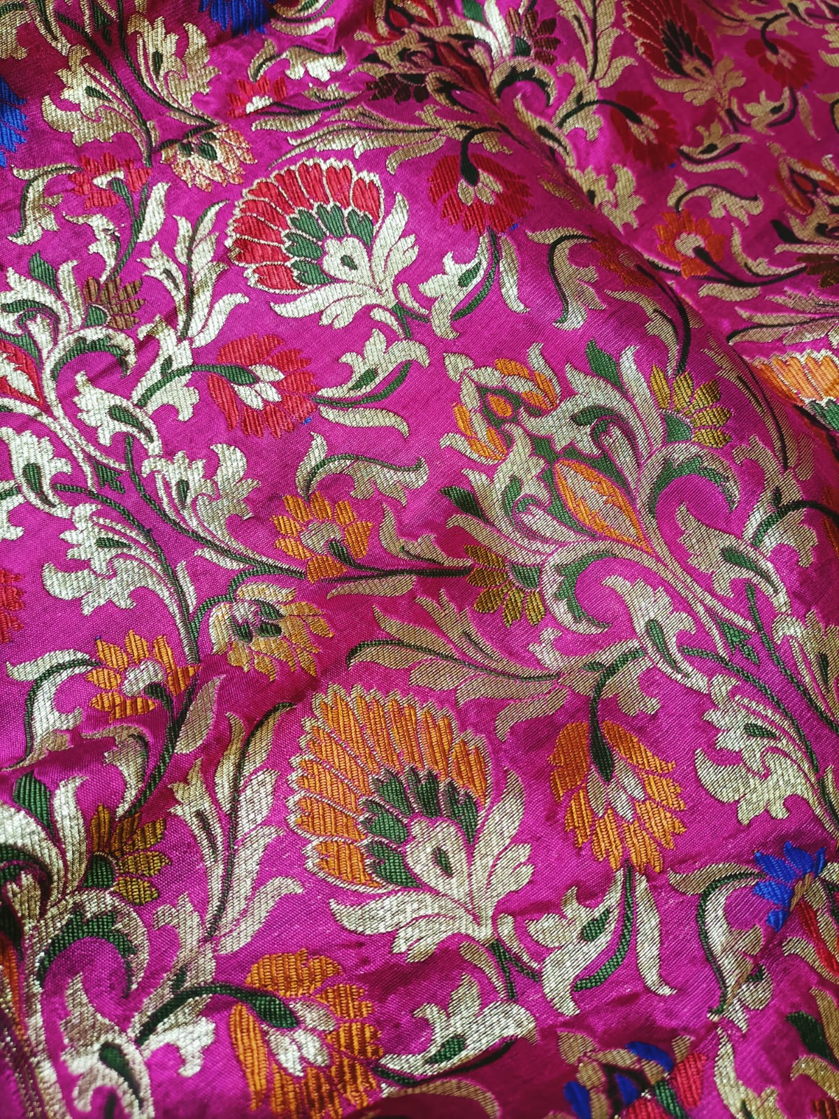 Pink Banarasi Kimkhwab Silk Meenakari Fabric ( 1 Mtr ) - Luxurion World