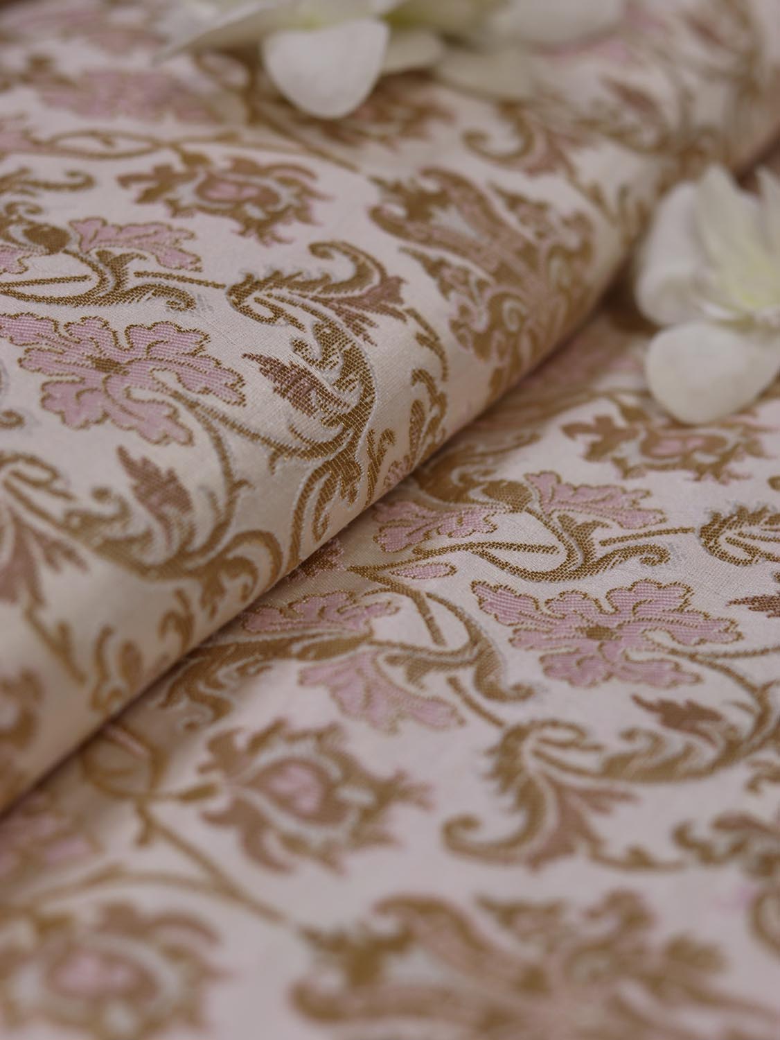 Pastel Banarasi Kimkhwab Silk Meenakari Fabric ( 1 Mtr ) - Luxurion World