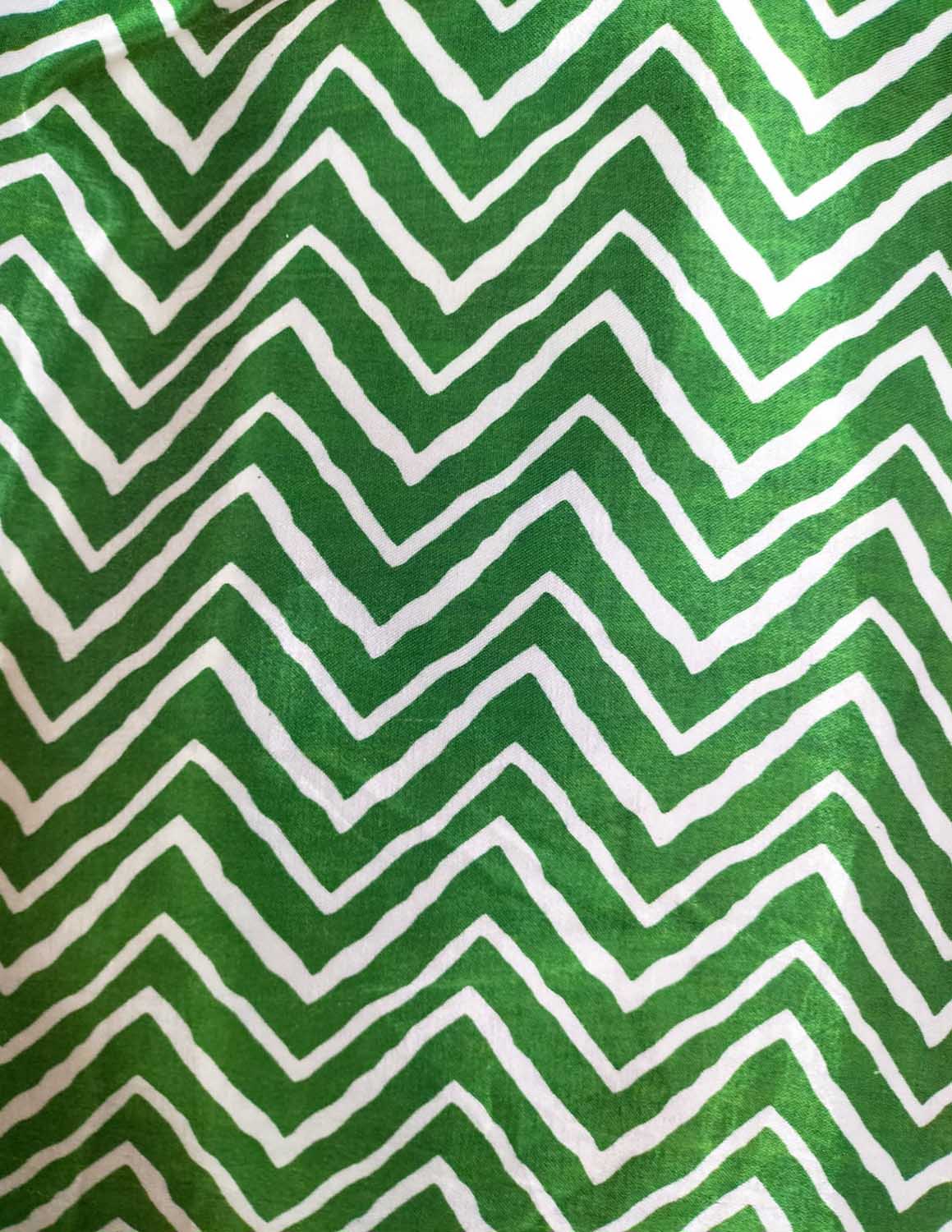 Green Digital Printed Gajji Silk Zig Zag Design Fabric ( 1 Mtr ) - Luxurion World