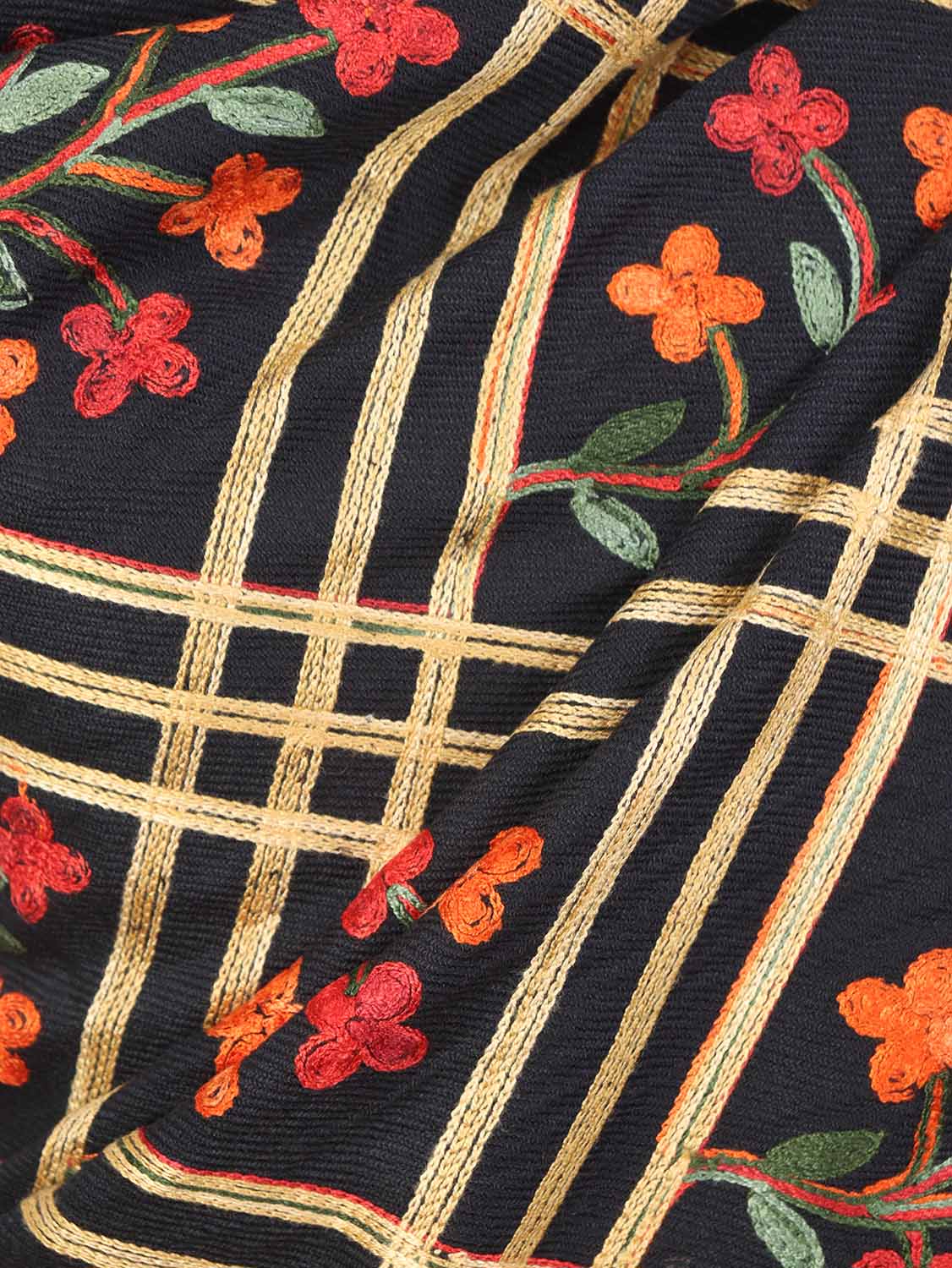 Black Embroidered Kashmiri Aari Work Woollen Stole - Luxurion World