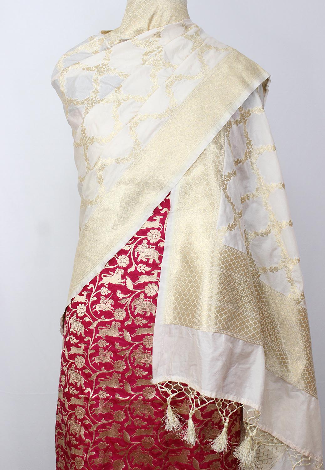 Pink Banarasi Silk Suit With Off White Banarasi Silk Dupatta - Luxurion World