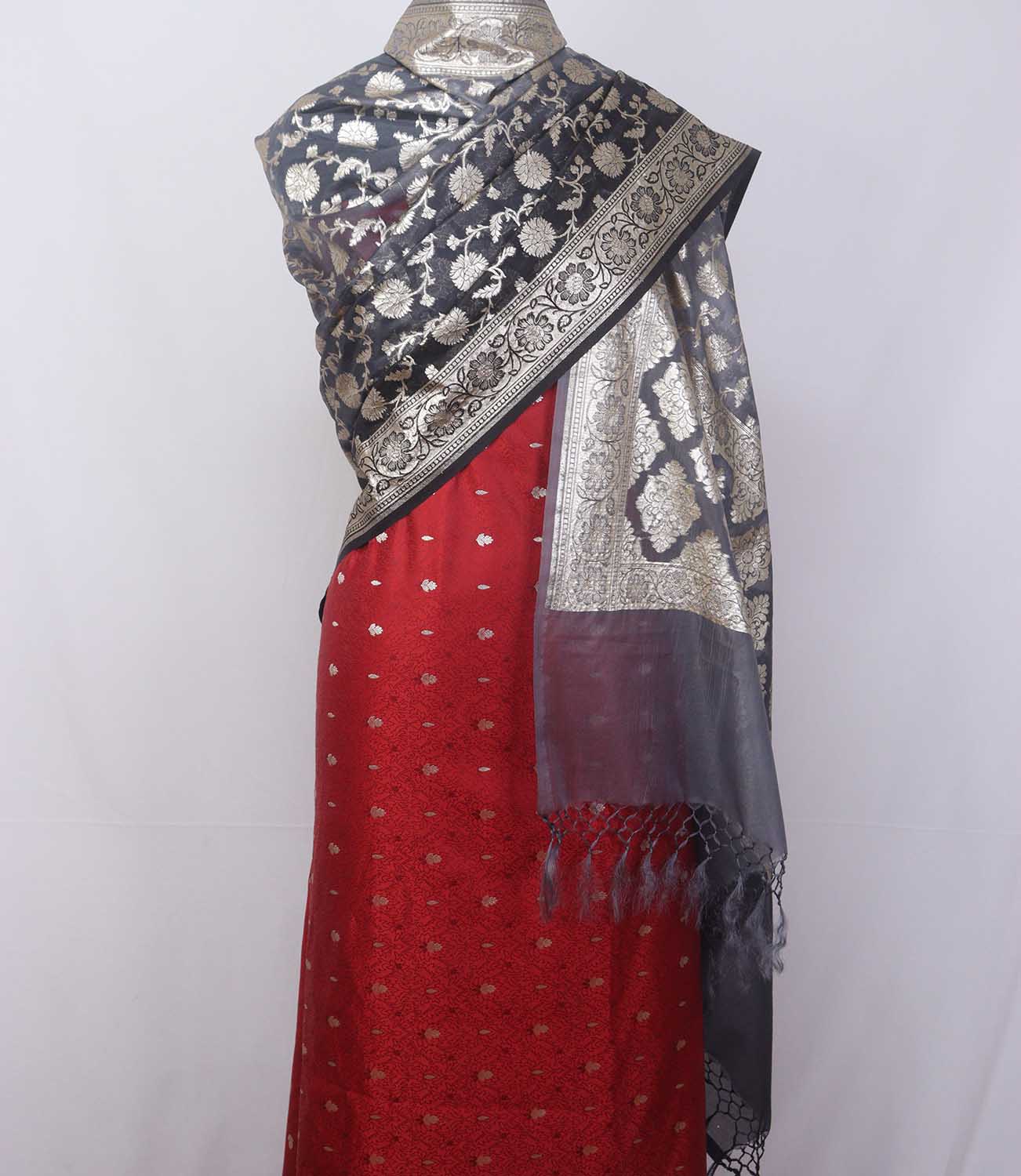 Red Banarasi Tanchui Silk Suit With Grey Banarasi Organza Dupatta - Luxurion World