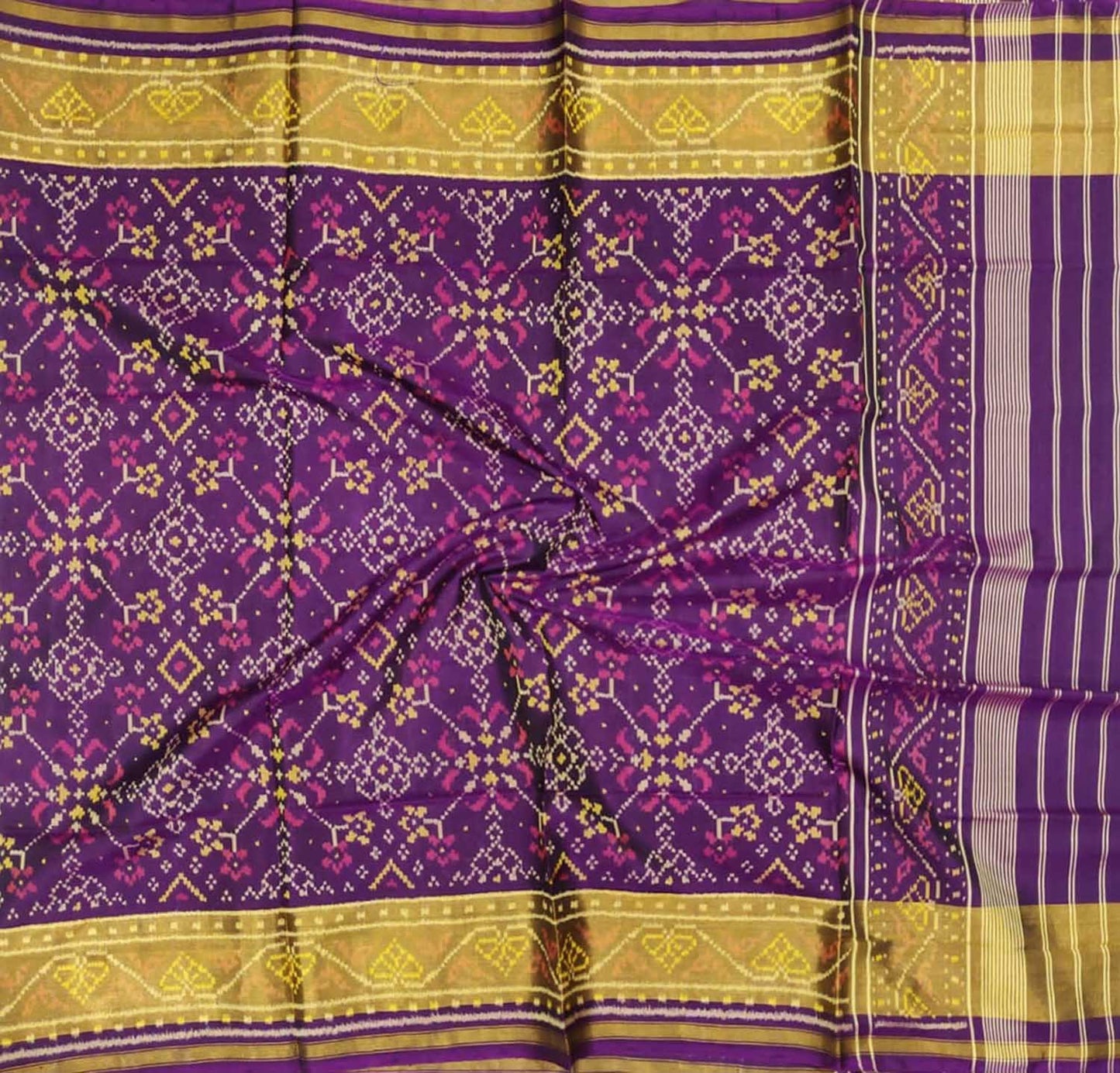Purple Handloom Single Ikat Patola Pure Silk Dupatta - Luxurion World