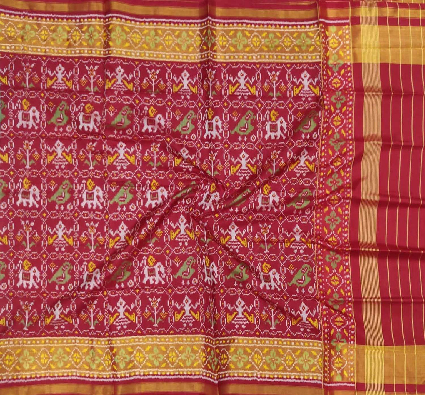 Red Handloom Single Ikat Patola Pure Silk Dupatta - Luxurion World