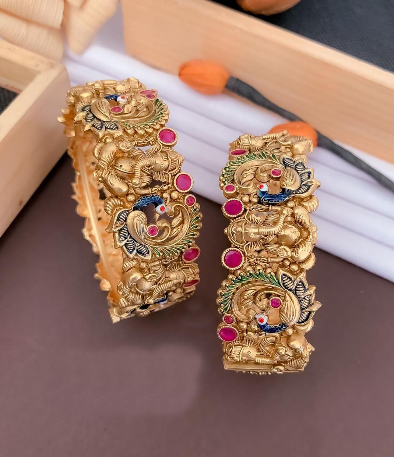Golden Kundan Bangles - Luxurion World