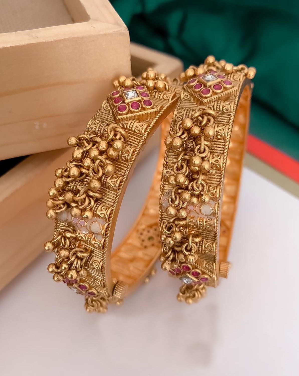 Golden Kundan Bangles - Luxurion World