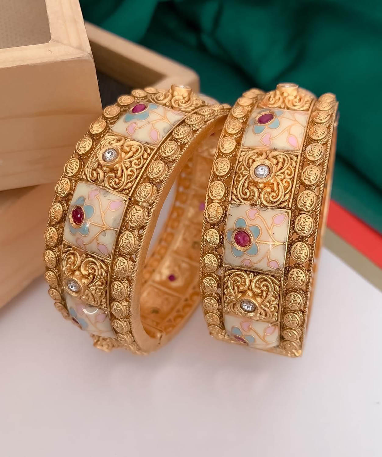Golden Kundan Bangles - Luxurion World