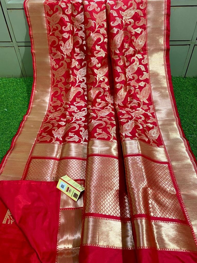 Red Handloom Banarasi Khaddi Pure Katan Silk Saree - Luxurion World