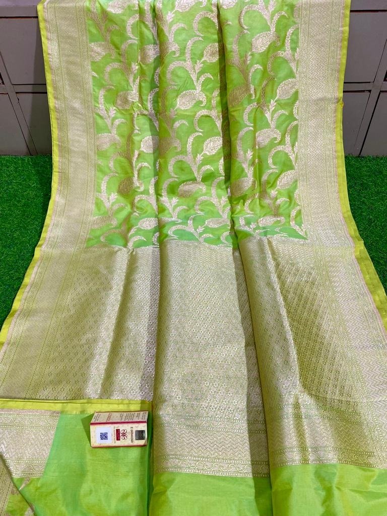 Green Handloom Banarasi Khaddi Pure Katan Silk Saree - Luxurion World