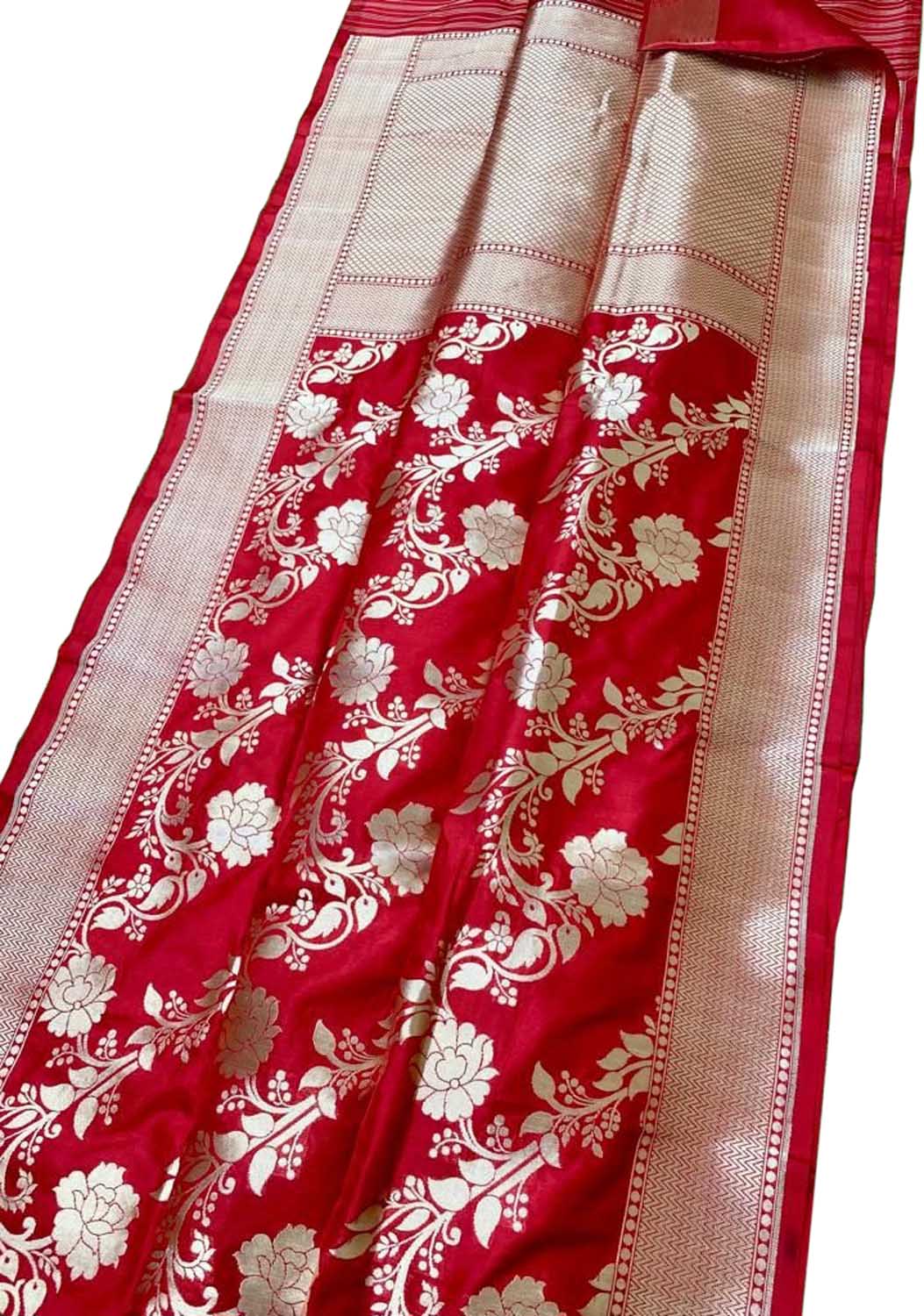 Red Banarasi Handloom Pure Katan Silk Saree - Luxurion World