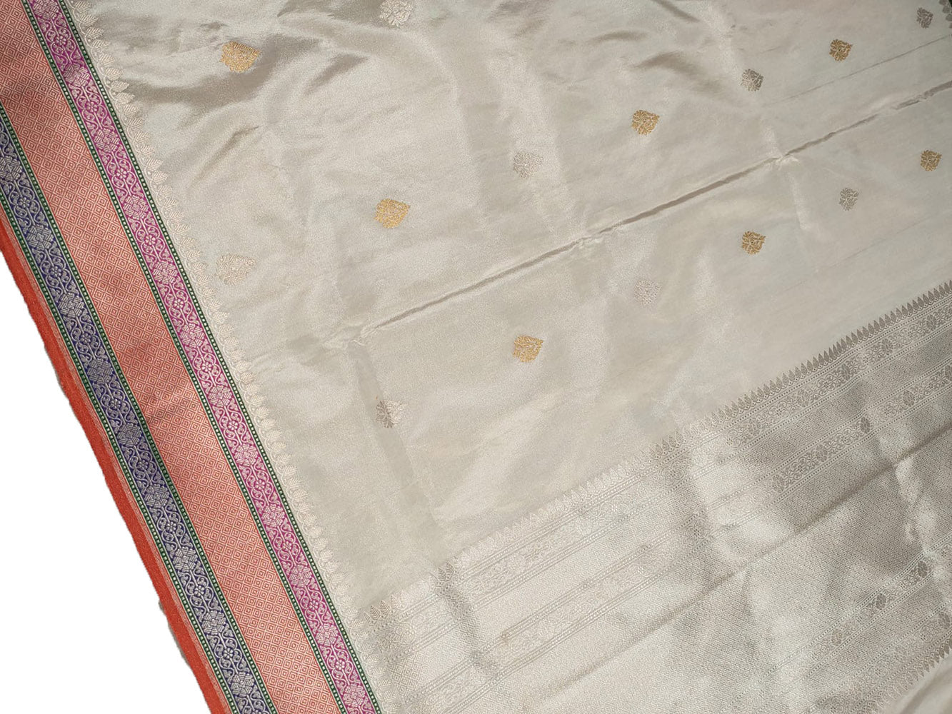 Off White Handloom Banarasi Pure Katan Tissue Silk Saree - Luxurion World