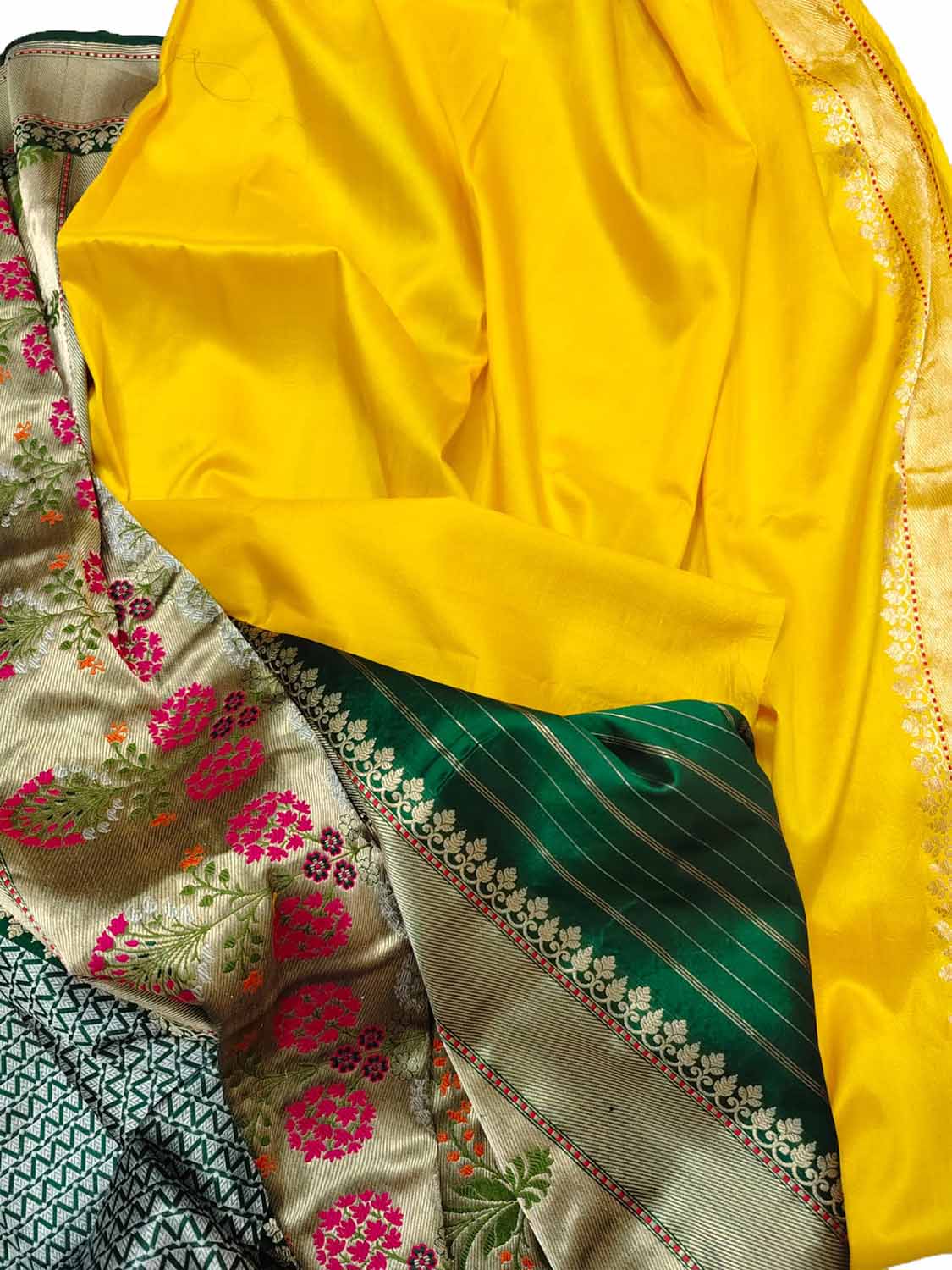 Green Handloom Banarasi Pure Katan Silk Meenakari Saree - Luxurion World