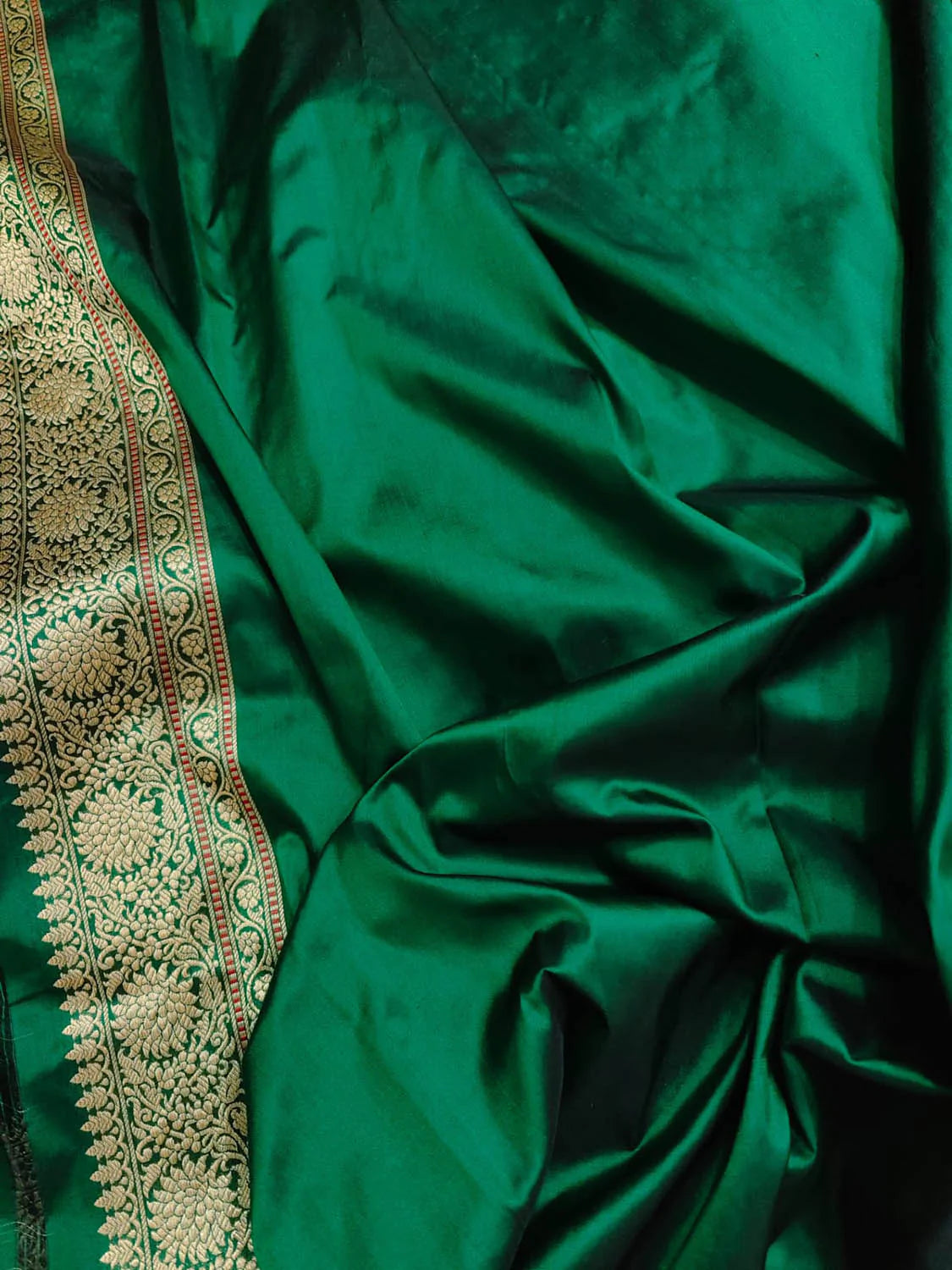 Green Handloom Banarasi Pure Katan Silk Sona Roopa Saree - Luxurion World