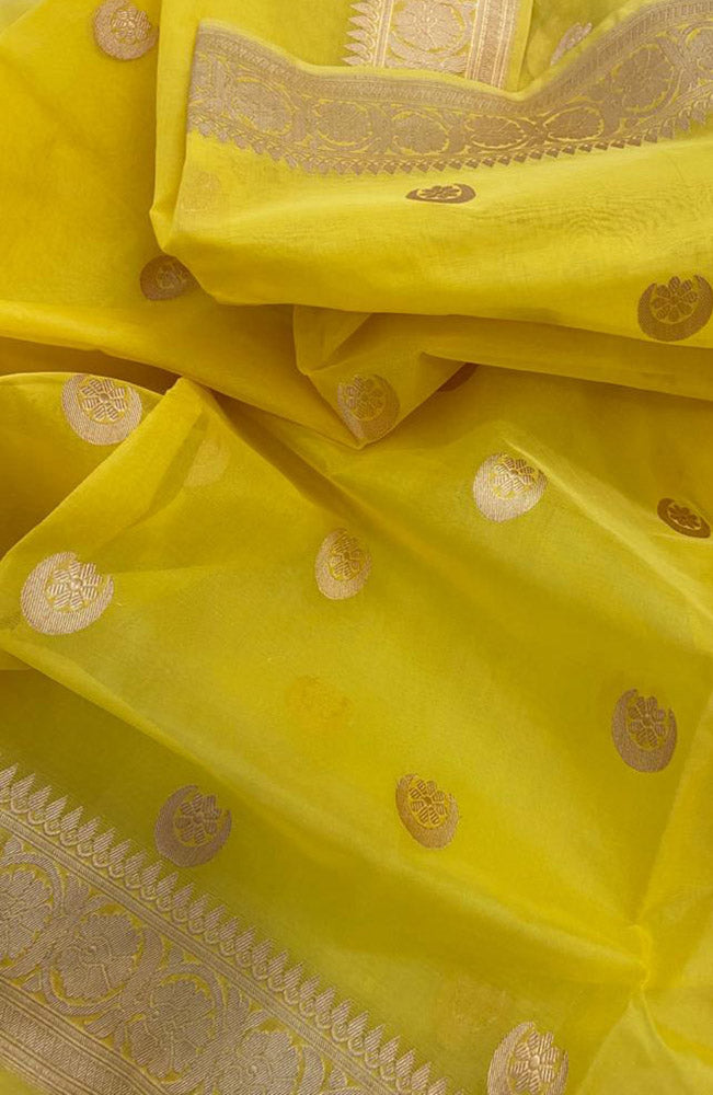 Yellow Handloom Banarasi Pure Kora Silk Chand Boota Design Saree - Luxurion World