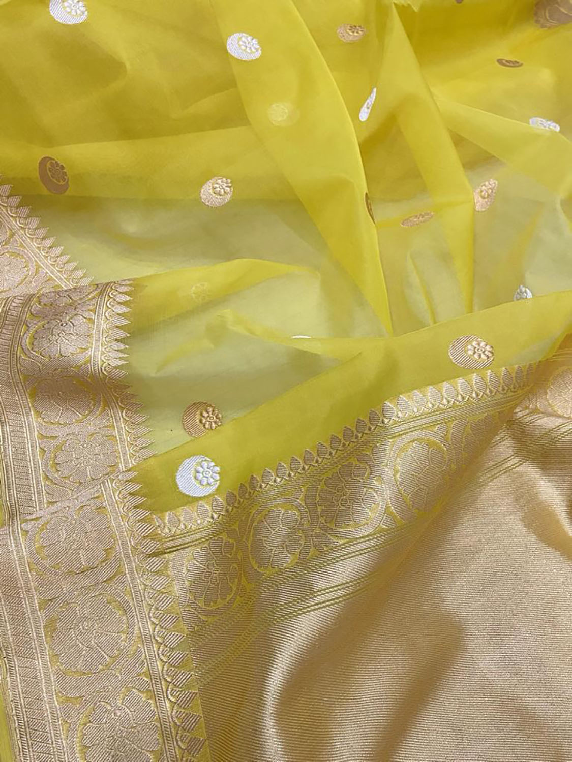 Yellow Banarasi Handloom Kora Silk Chand Booti Sona Roopa Saree - Luxurion World