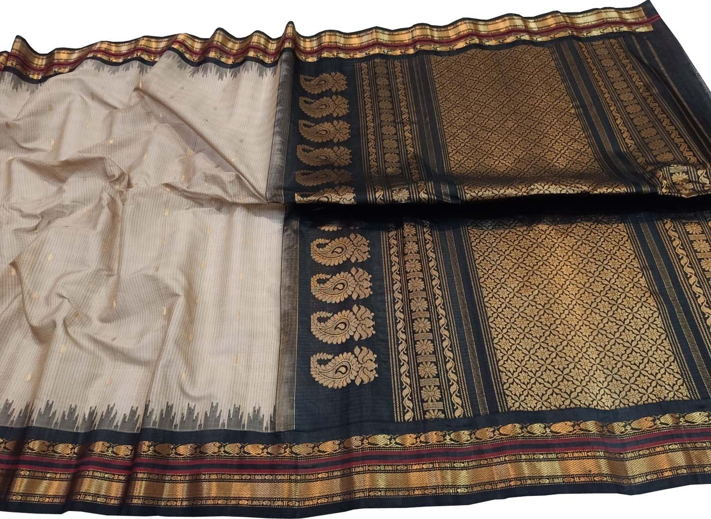 Pastel Gadwal Handloom Sico Saree - Luxurion World