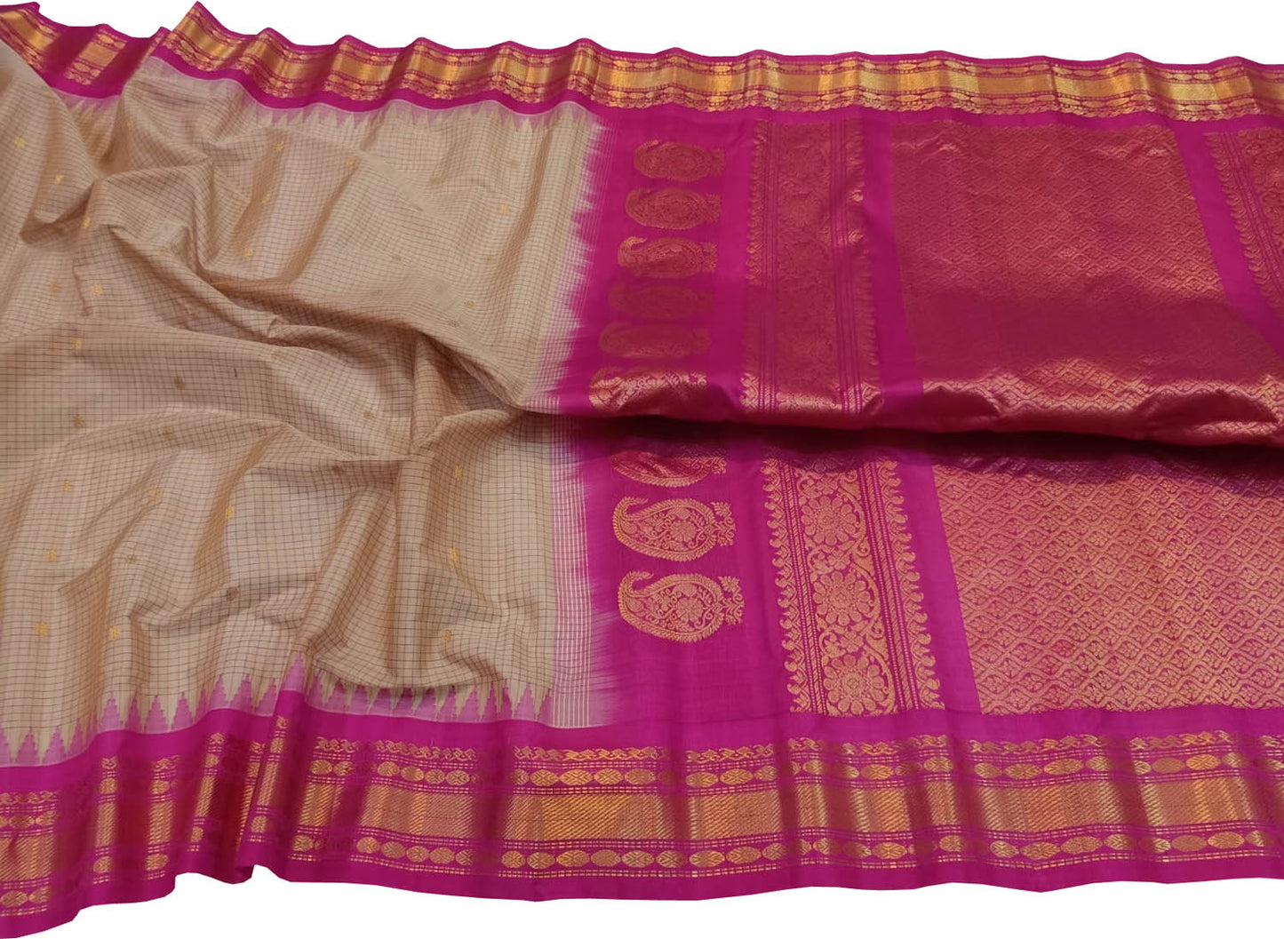 Pastel Gadwal Handloom Sico Saree - Luxurion World