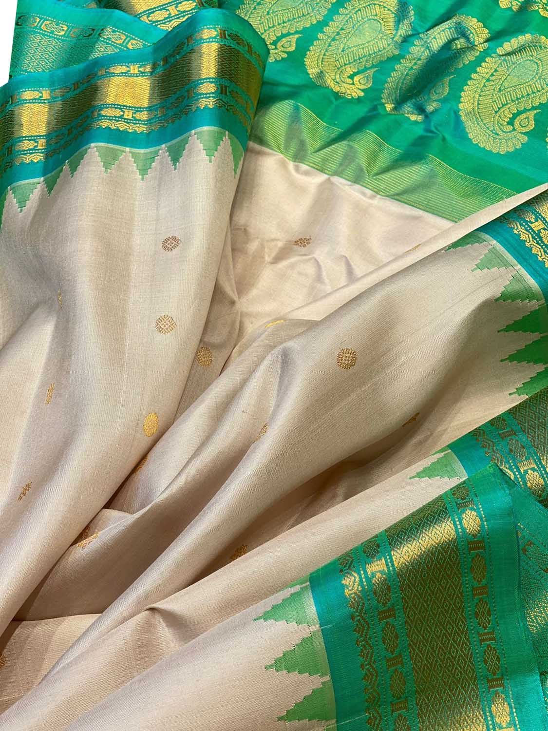 Shop the Latest Pastel Gadwal Silk Sarees Online - Perfect for Any Occasion! - Luxurion World