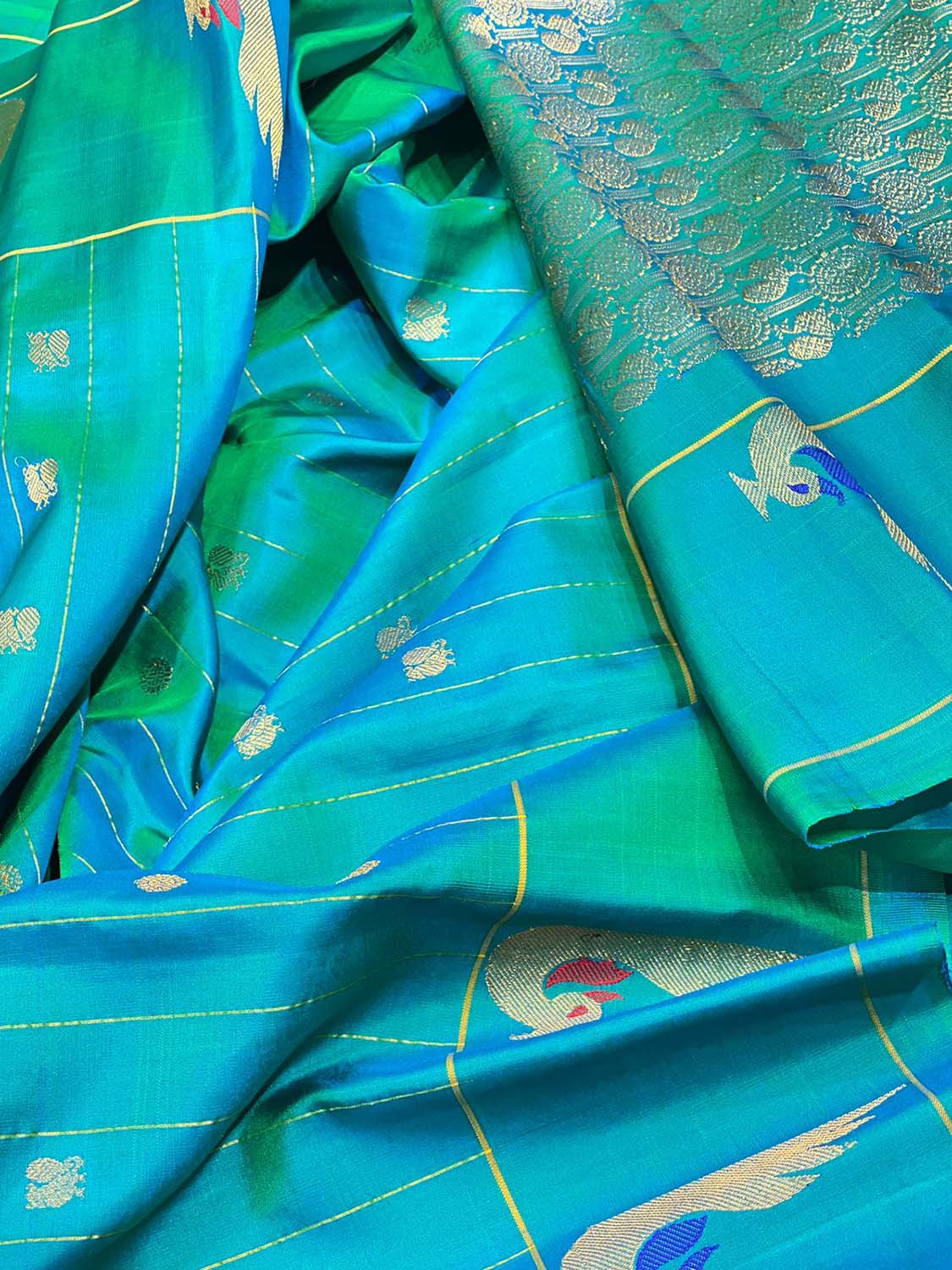 Blue Gadwal Handloom Pure Silk Saree - Luxurion World