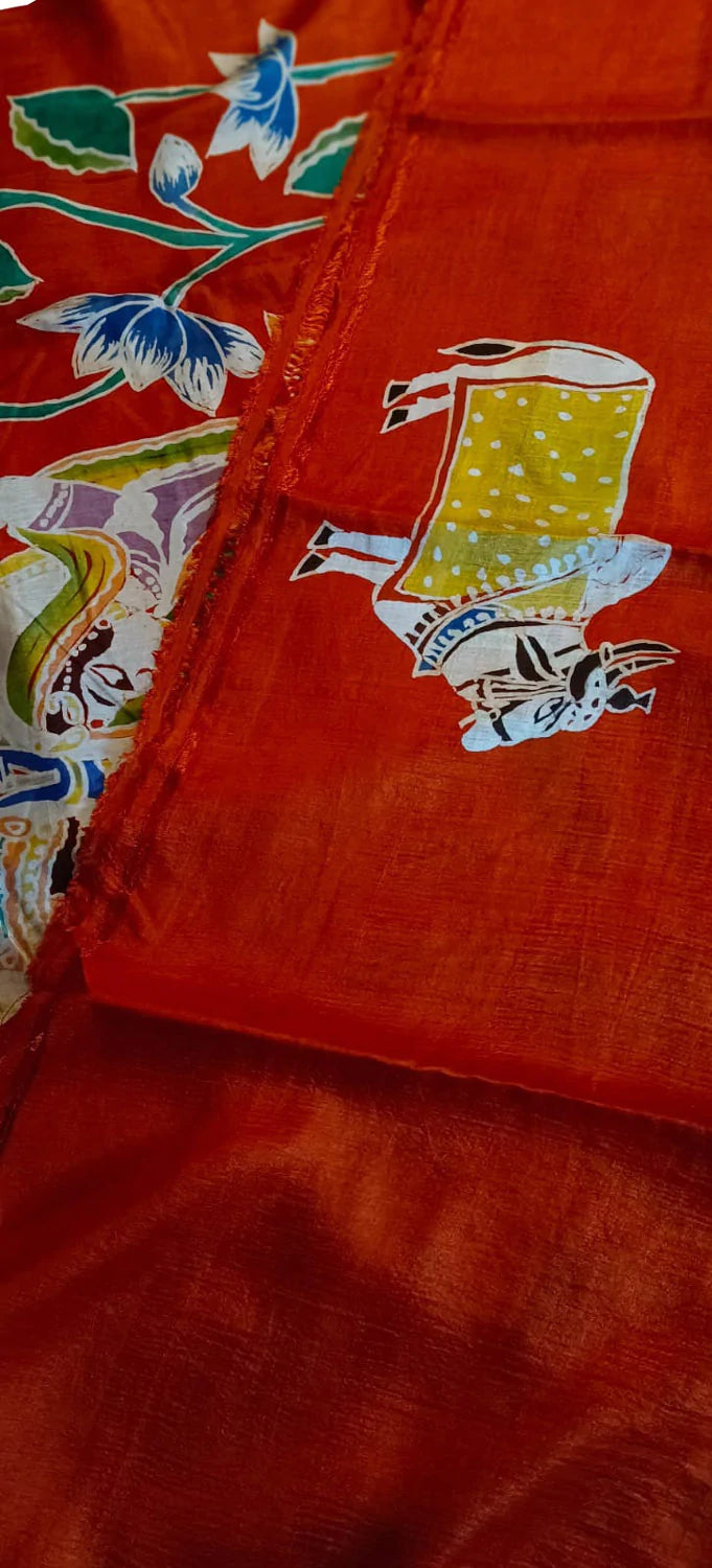 Off White Batik Hand Painted Pichhwai Mulberry Silk Floral Design Saree - Luxurion World