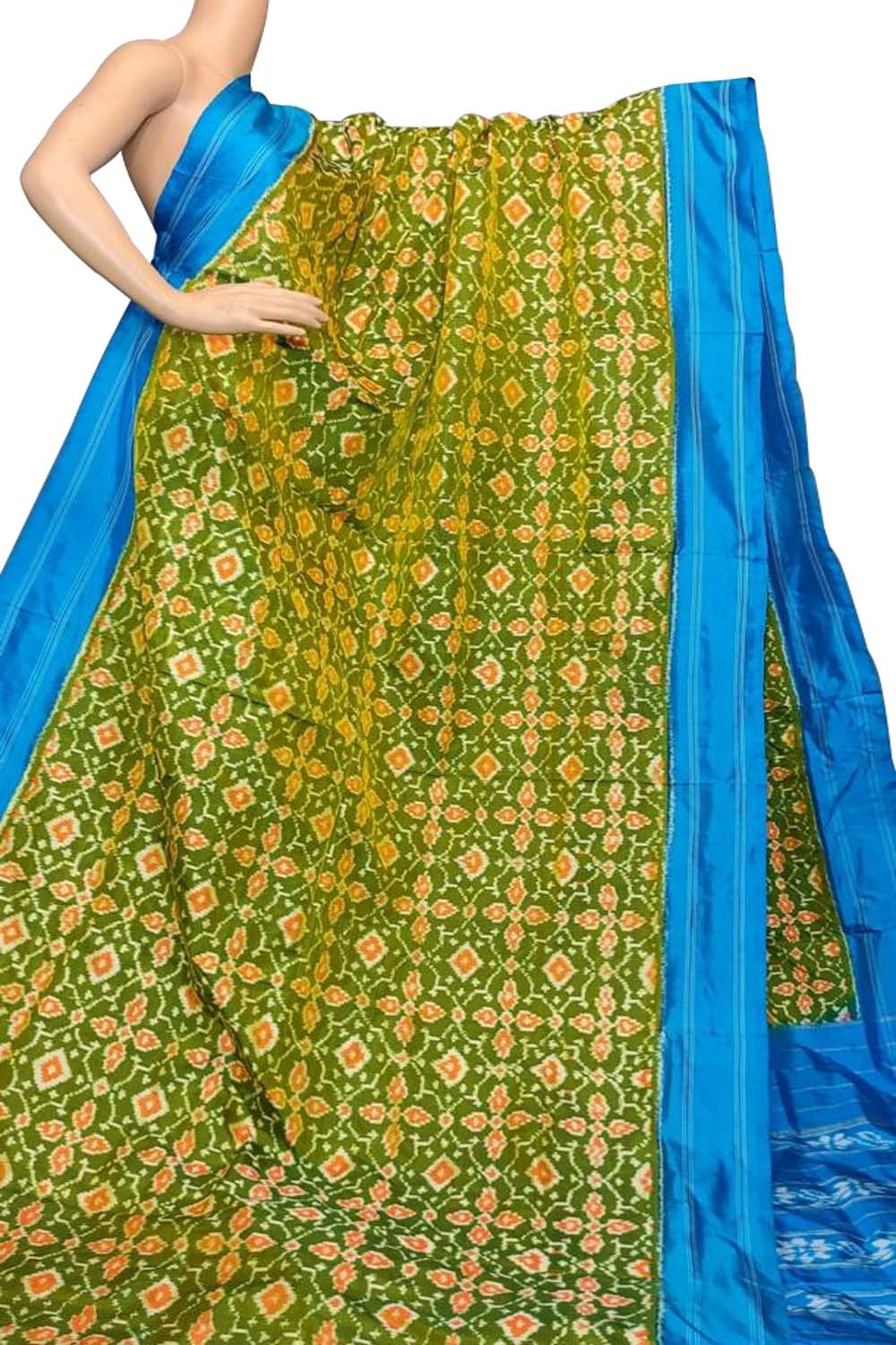 Green Handloom Ikat Pure Silk Saree - Luxurion World